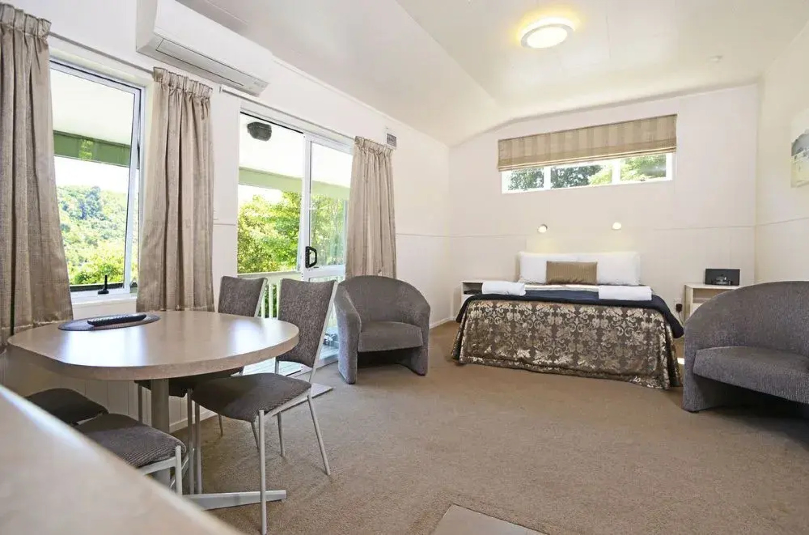 Picton Top10 Holiday Park