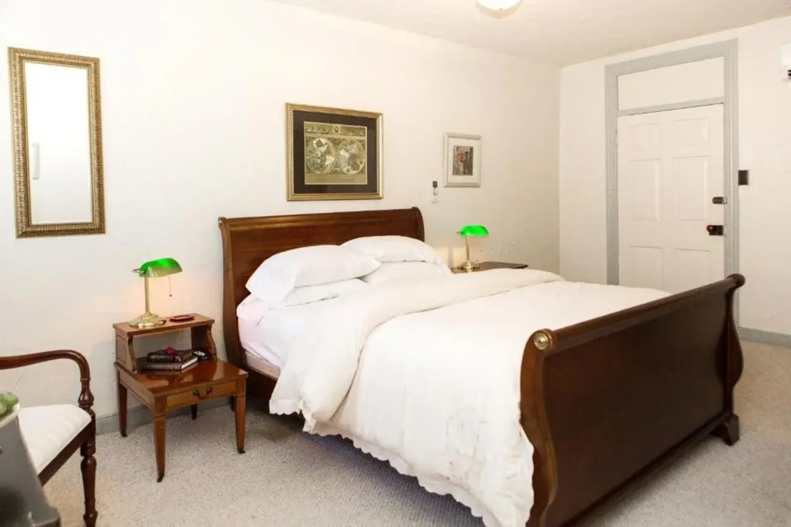 James Buchanan Hotel