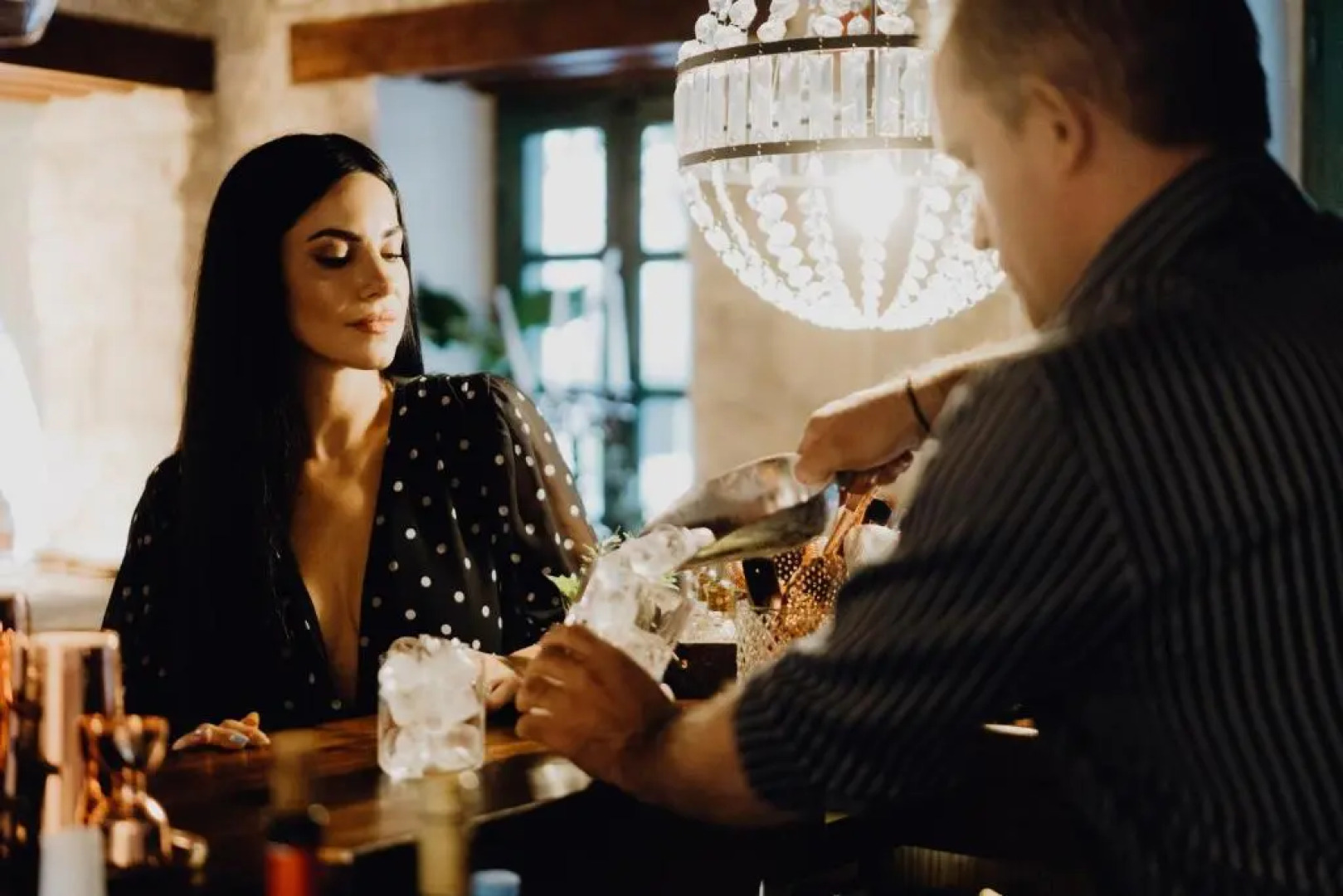 Oinou Strata - Adults Only