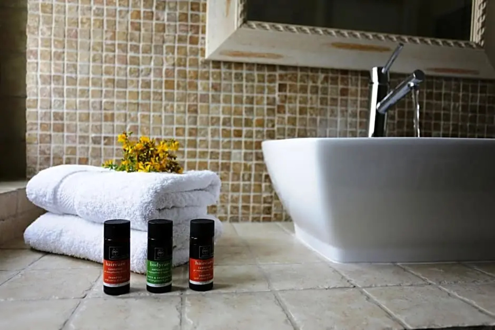 Gamila Rocks Mountain Hotel