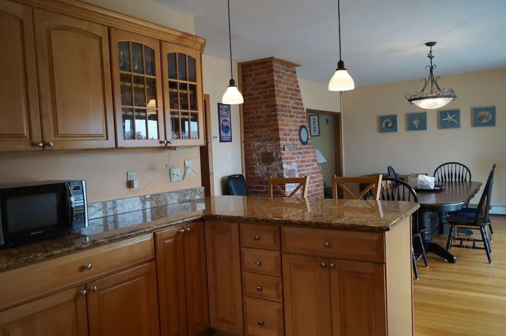 Short Sands View Y770-g Beautiful, Large Home Short Walk Through A Neighborhood To Short Sands Beach 4 Bedroom Home by RedAwning