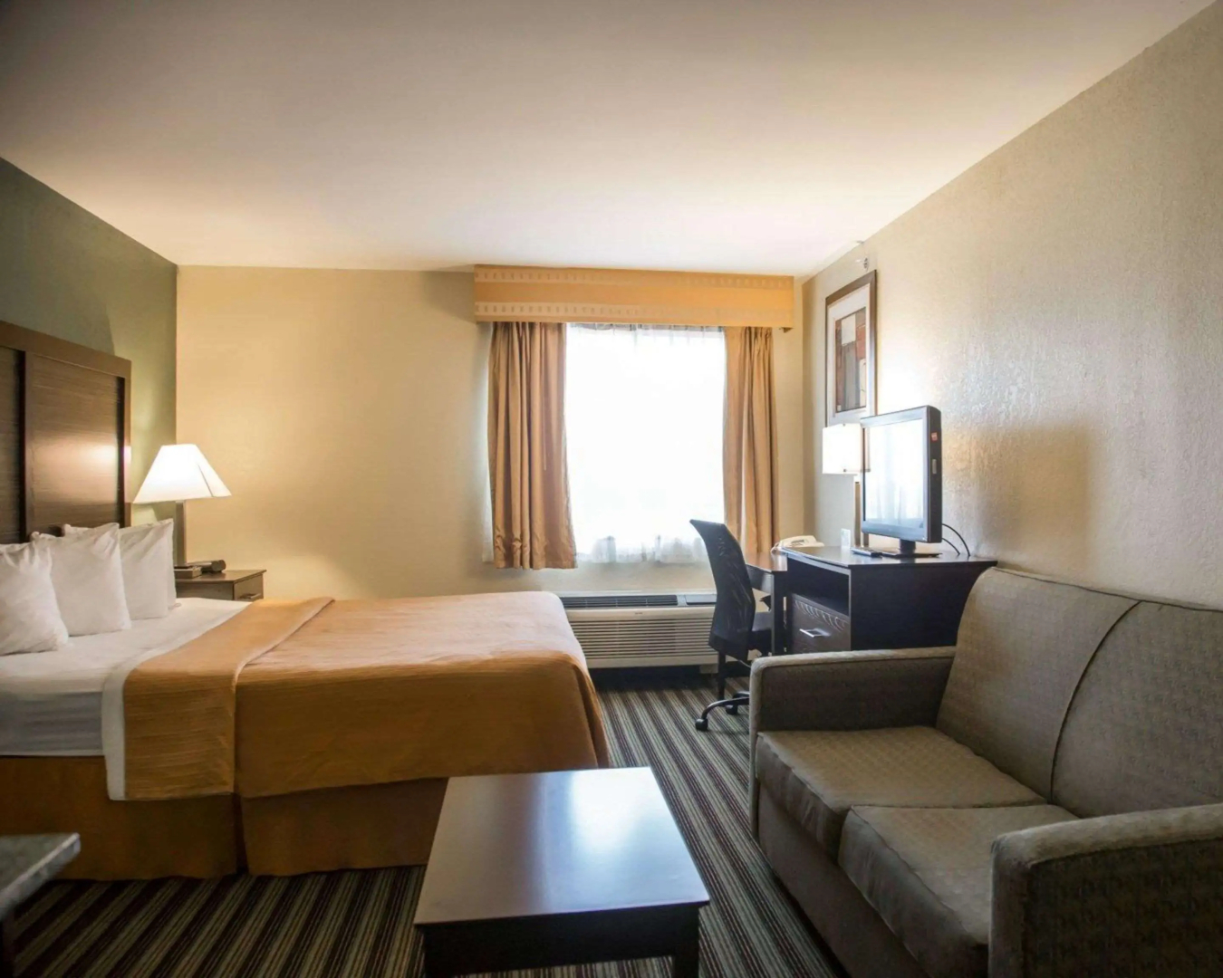 Quality Inn & Suites Loves Park near Rockford