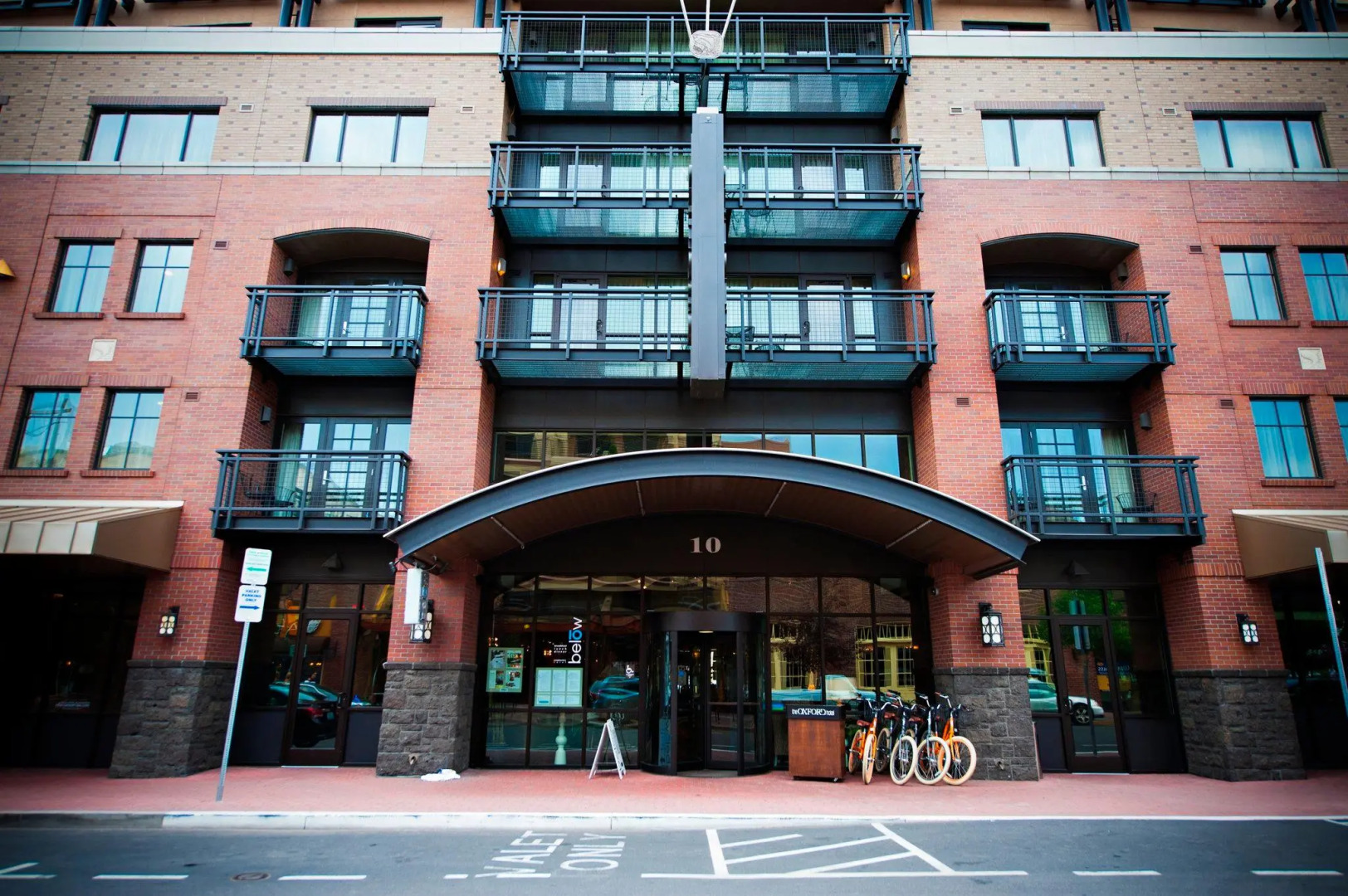 The Oxford Hotel Bend