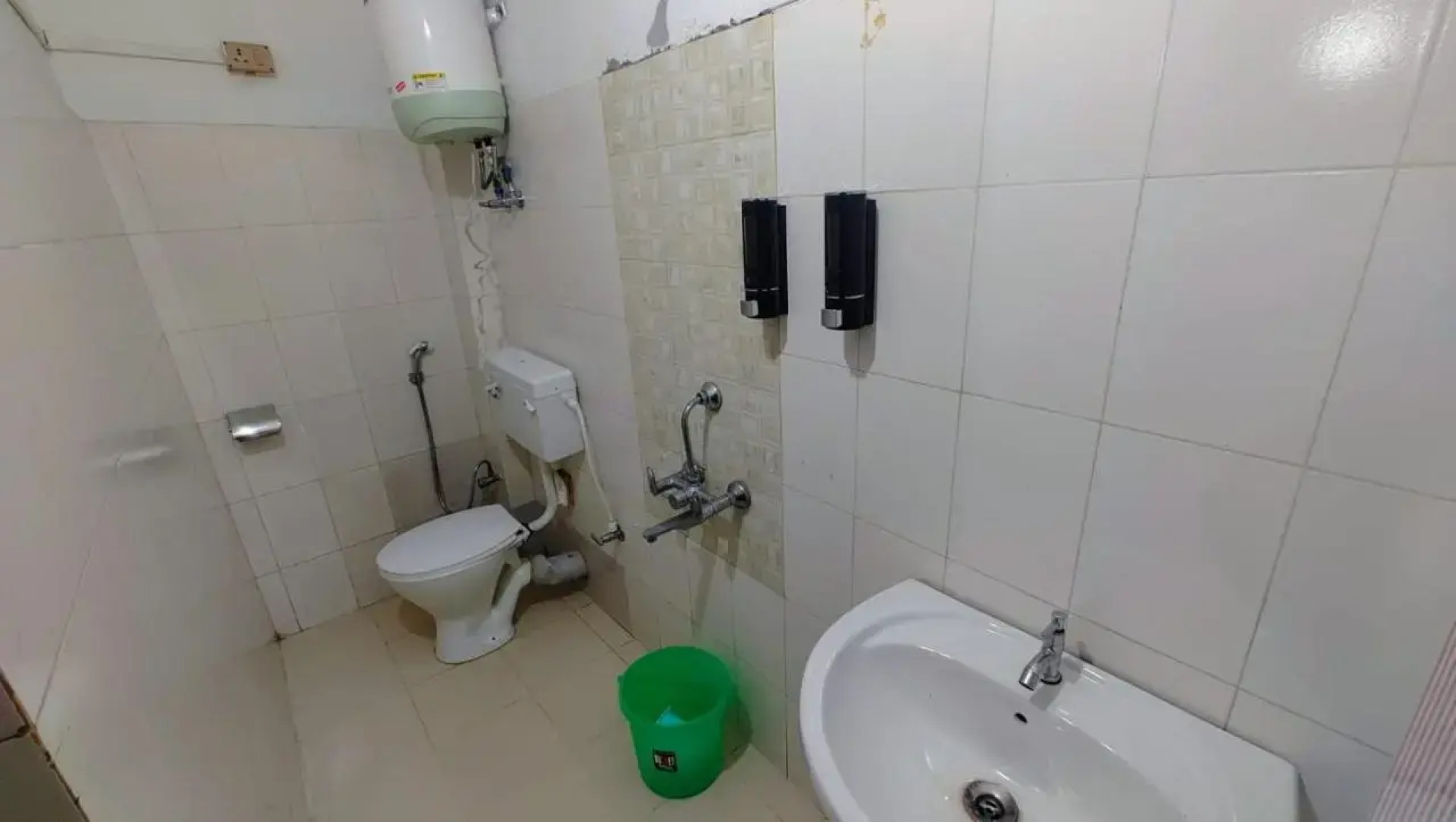 Eight Lucky Sign Homestay