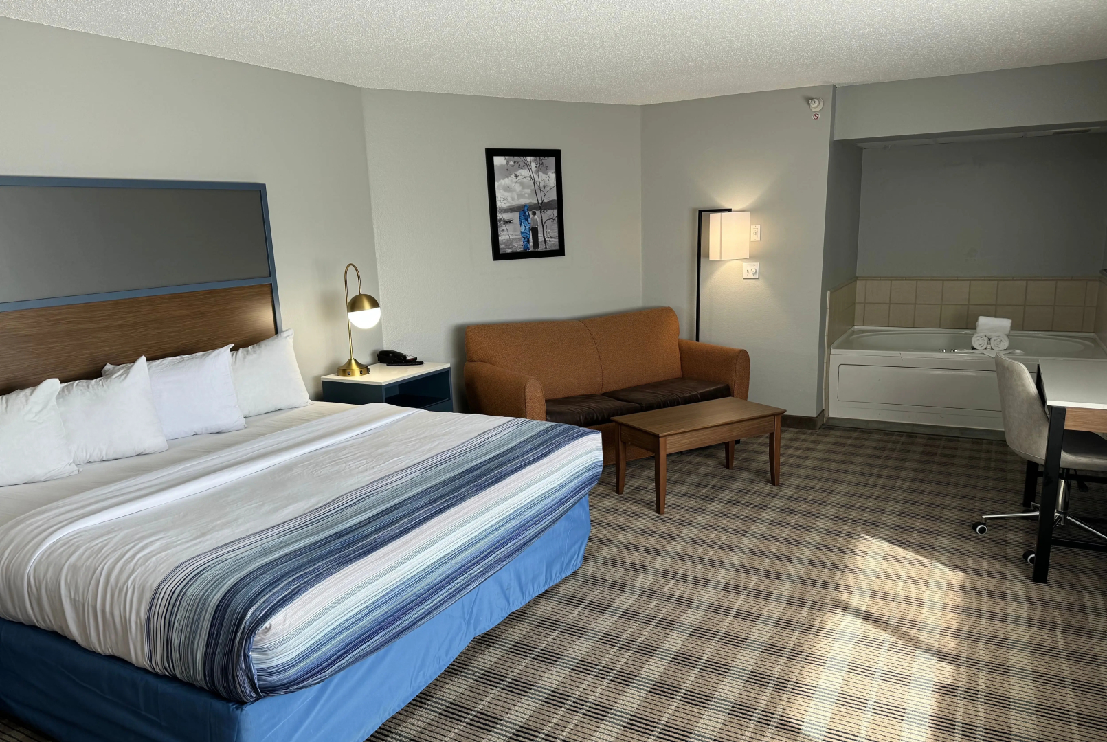 Americinn By Wyndham Shakopee Near Canterbury Park