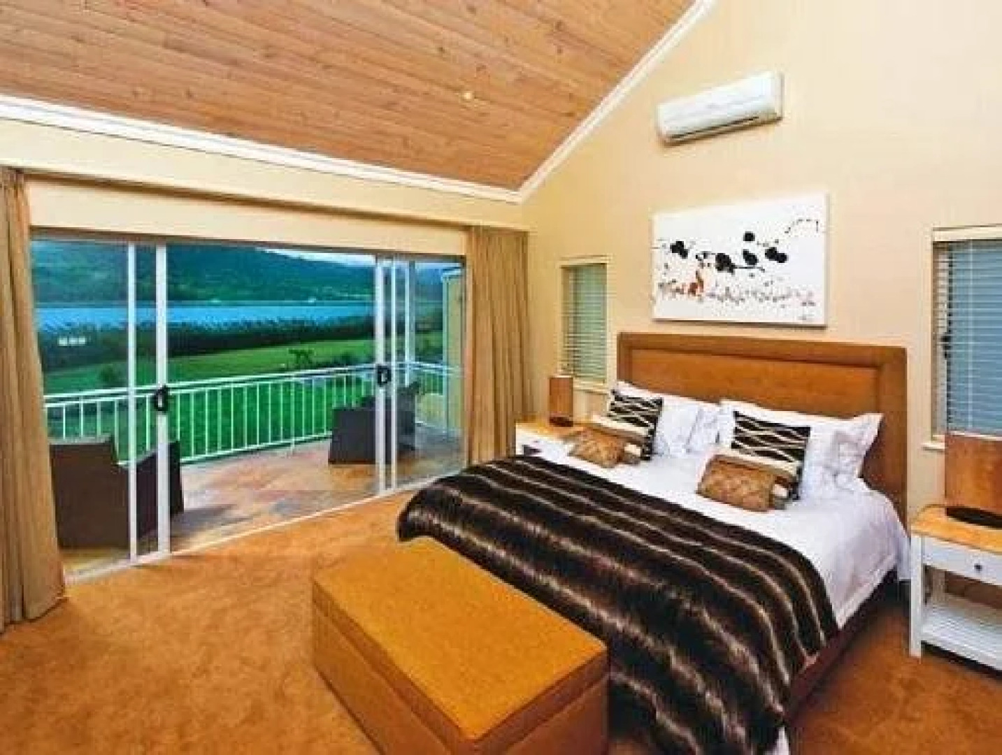 Lake Pleasant Living