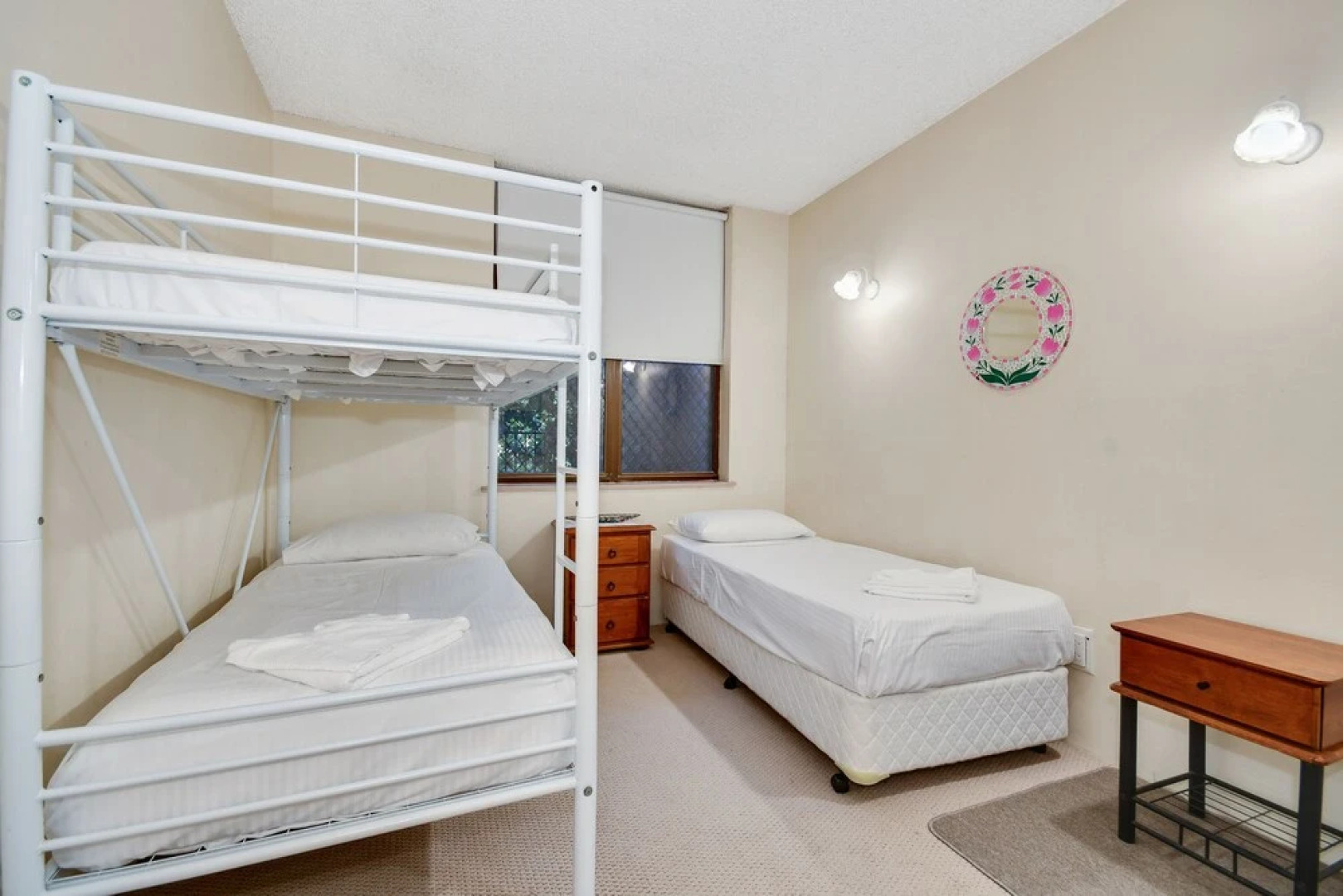 Shandelle Apartments