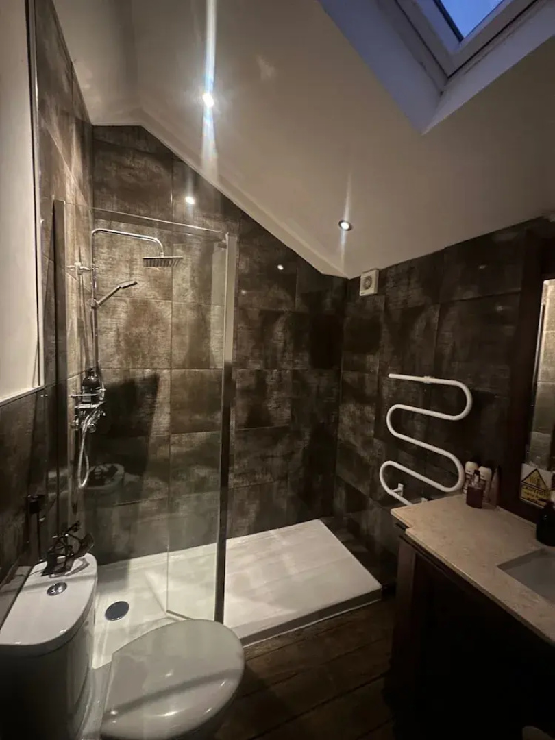 Meagill Cottage, Sleeps 4 With Hot Tub & Parking