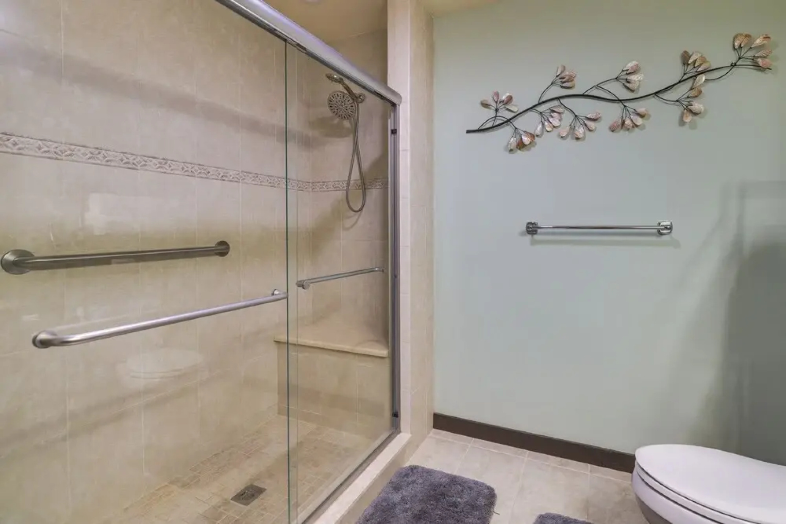Pet-friendly Lake Harmony Townhome w/ Pool Access!
