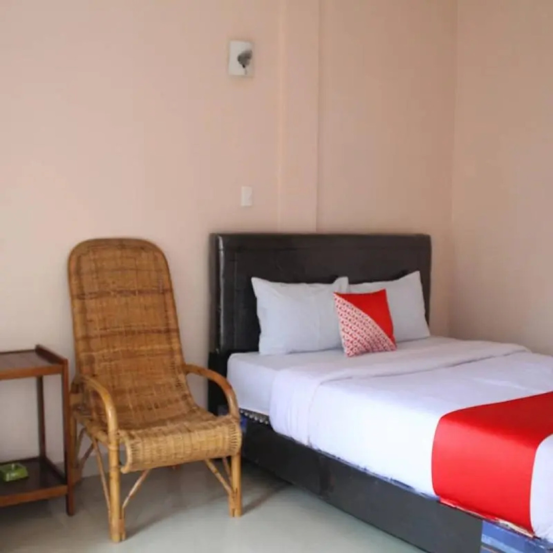 OYO 2799 Berastagi Backpacker Rooms
