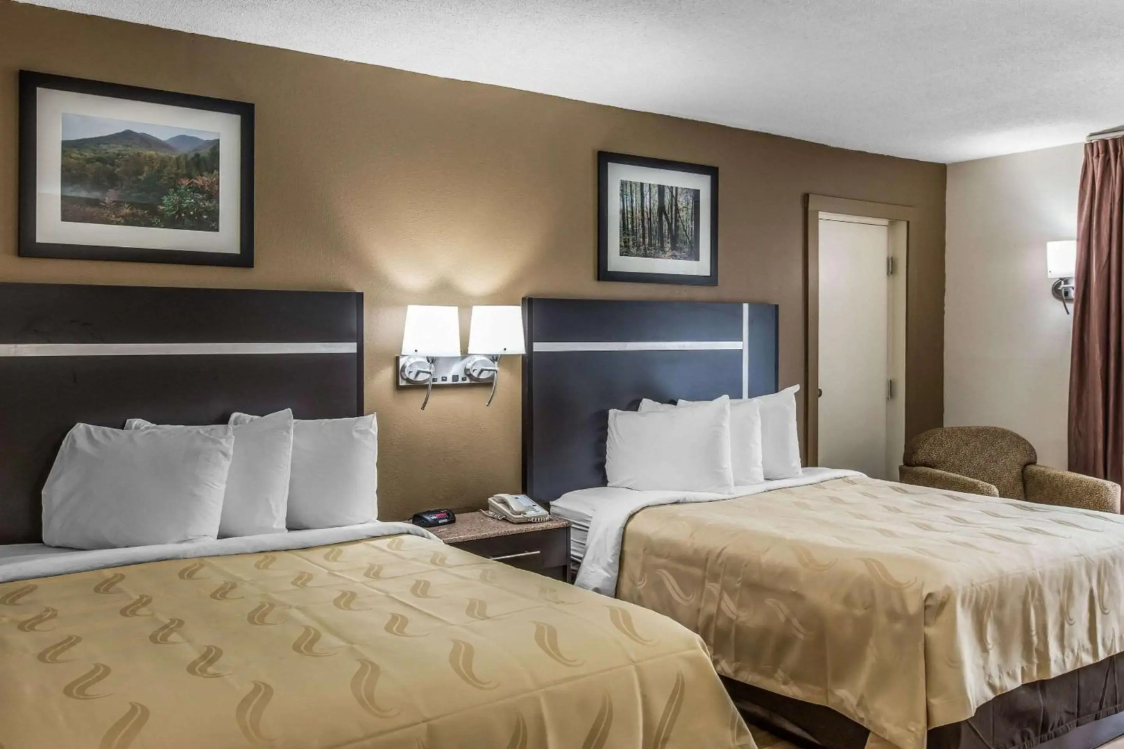 Quality Inn & Suites Gatlinburg North