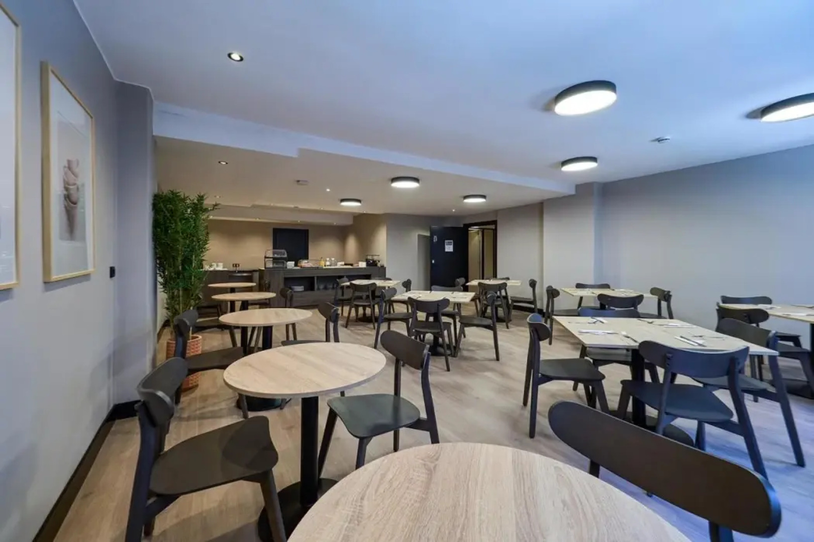 City Express Covadonga