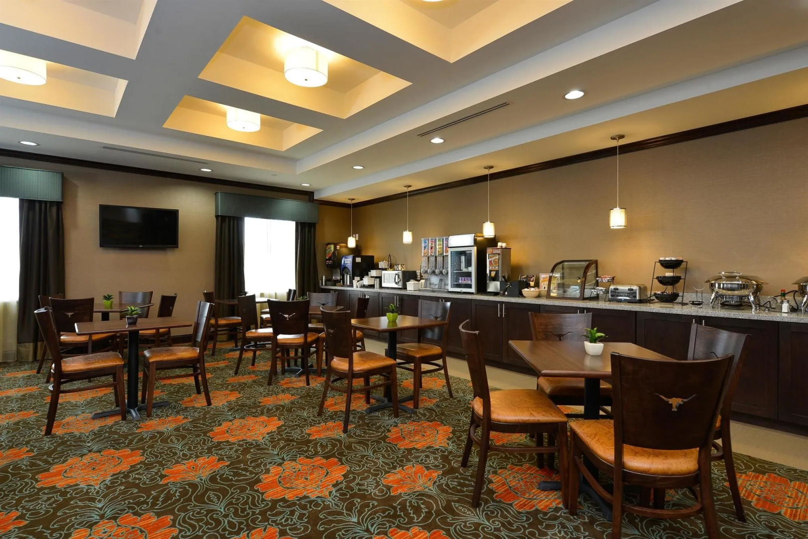 Best Western Plus Longhorn Inn & Suites