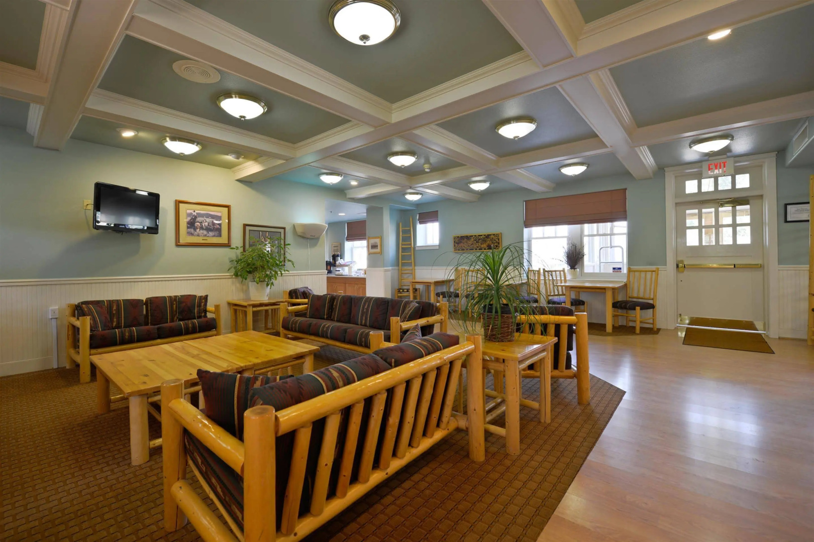 Best Western Plus Plaza Hotel