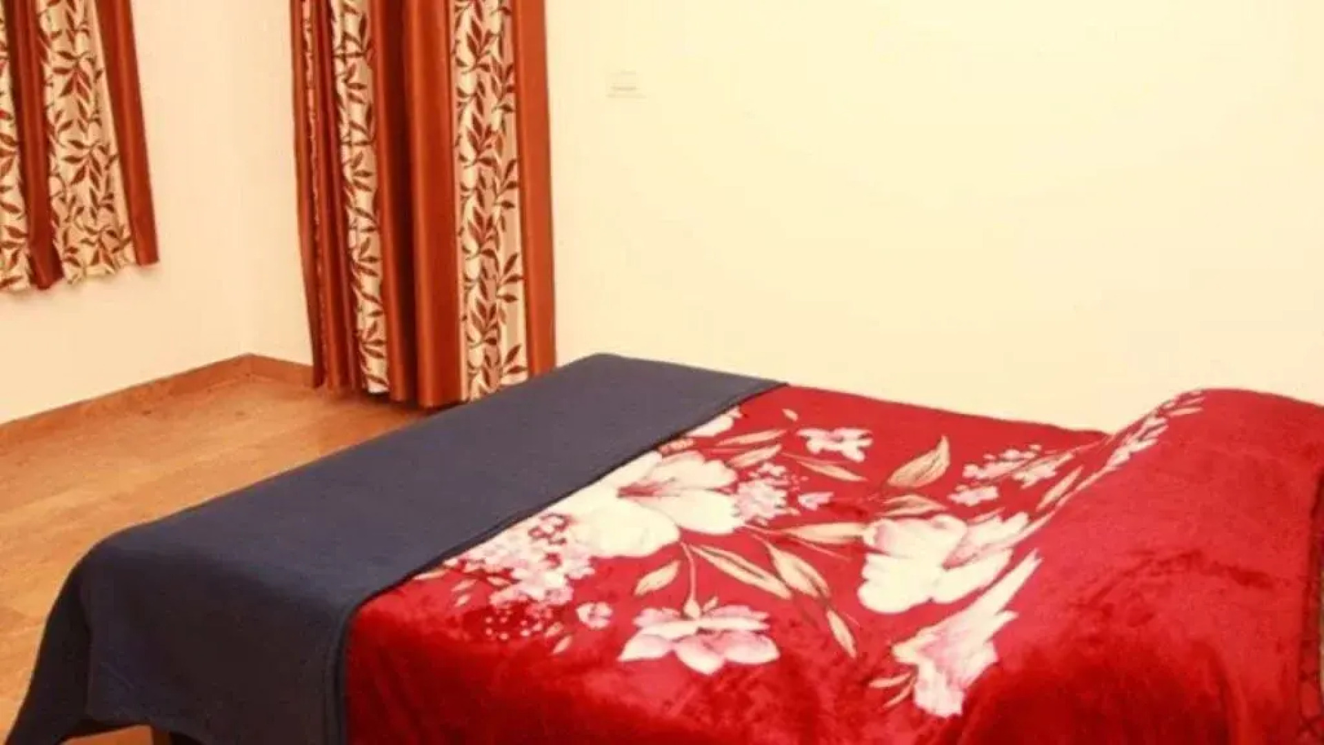 Misty Mornings Resort