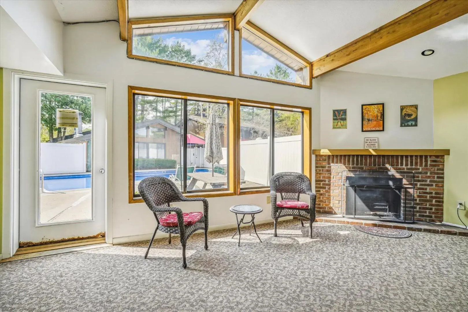 Deluxe Two Bedroom Suite on 2nd floor with outdoor heated pool 20708