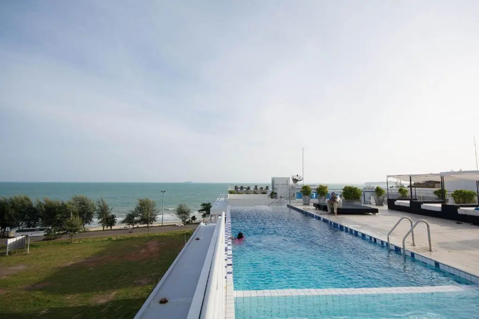 Mosaic Condominium by Malai