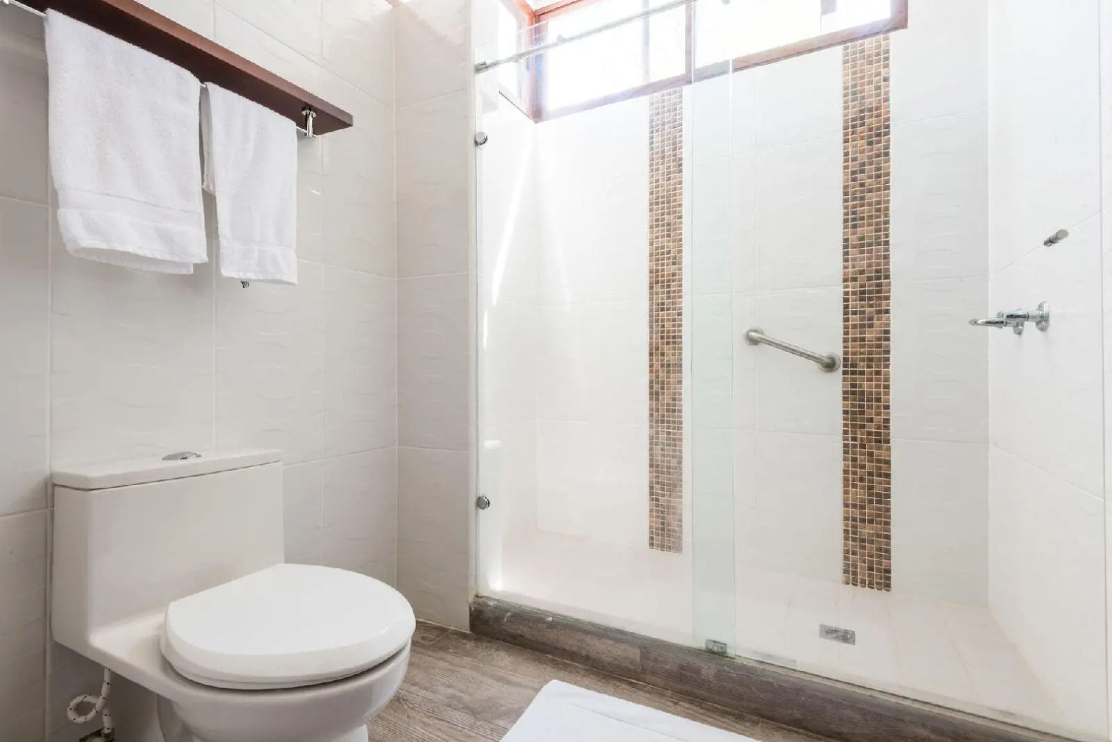 Paraiso Rainforest and Beach Hotel