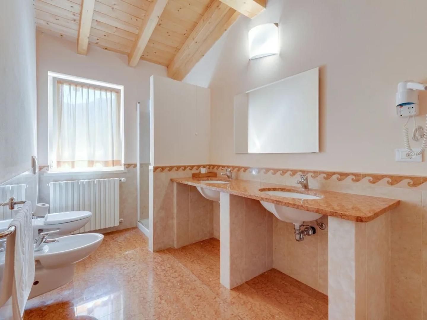 Apartment by Lake Idro With Mountain Views