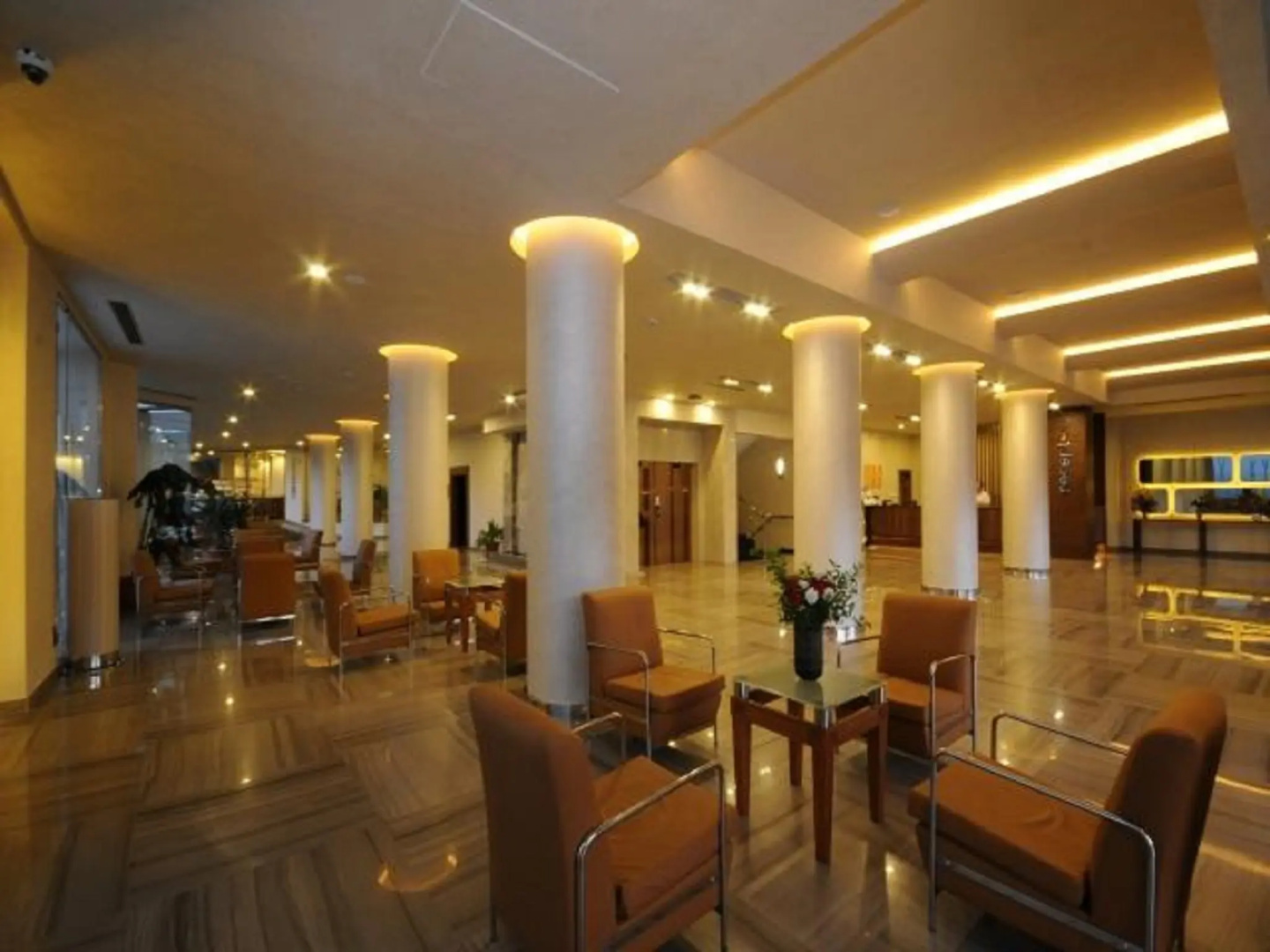 Sunrise Hotel