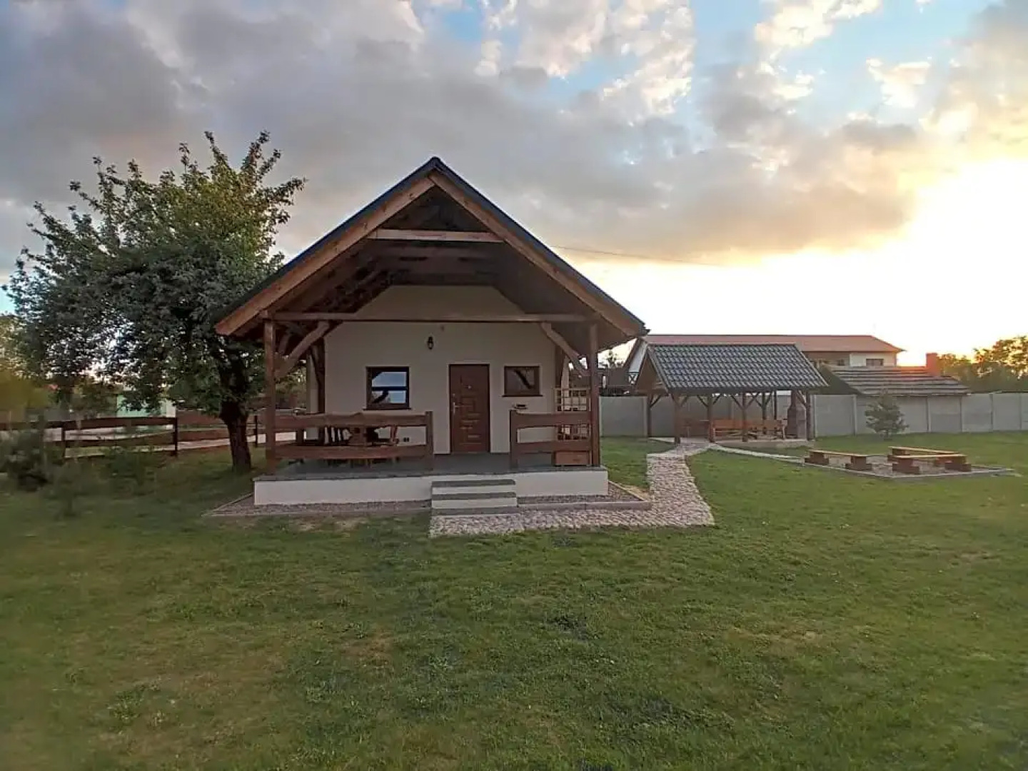 Domek letniskowy 8-osobowy nad jeziorem Wilczyńskim