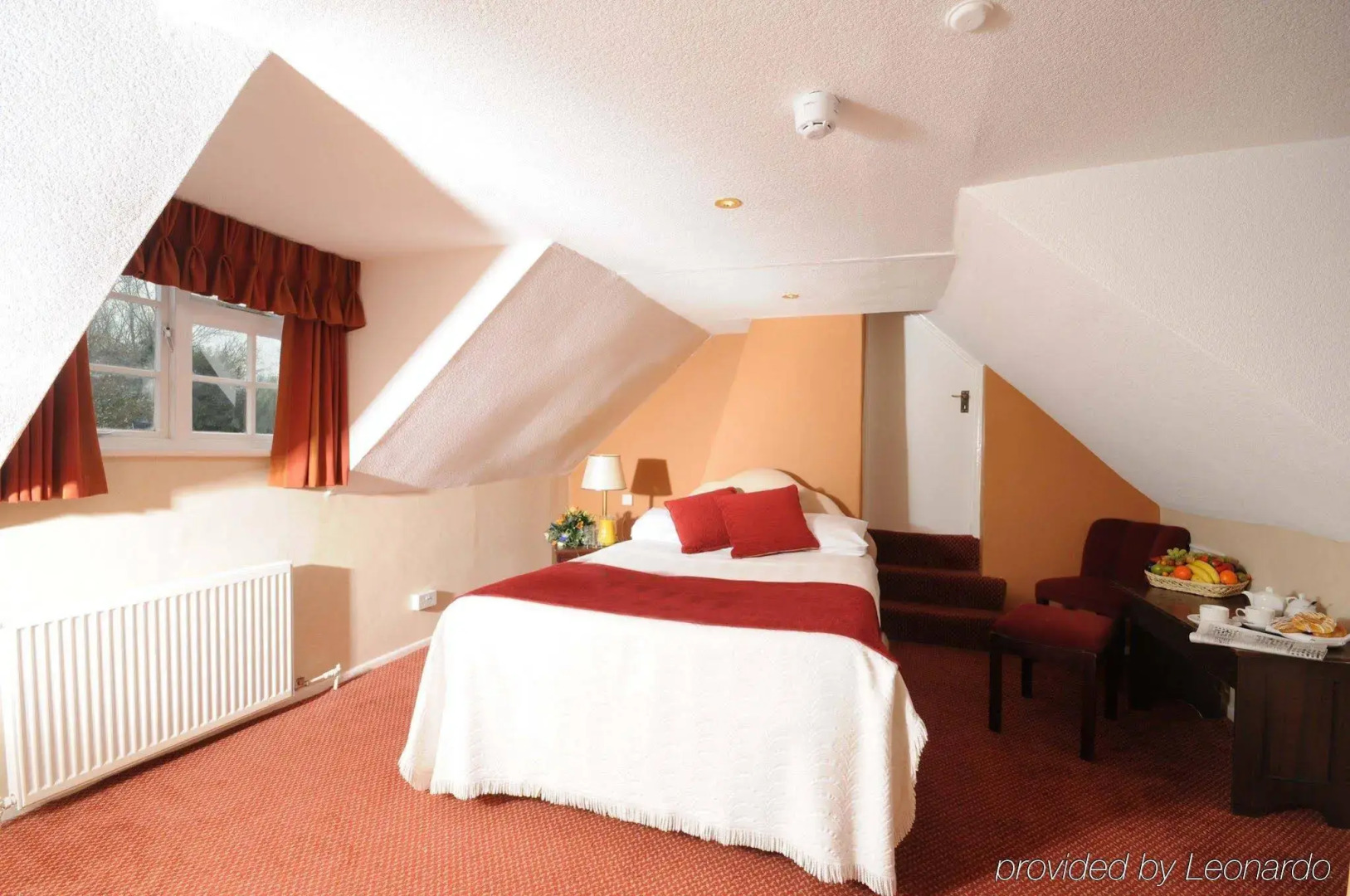 The Riverside House Hotel