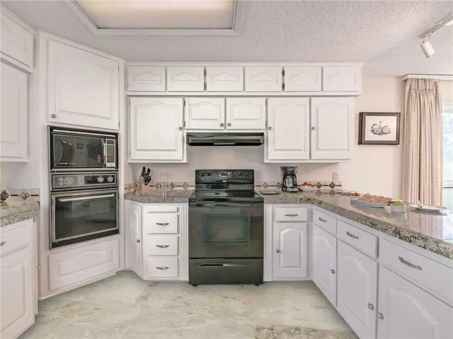 High Mesa Escape - Three Bedroom Cabin