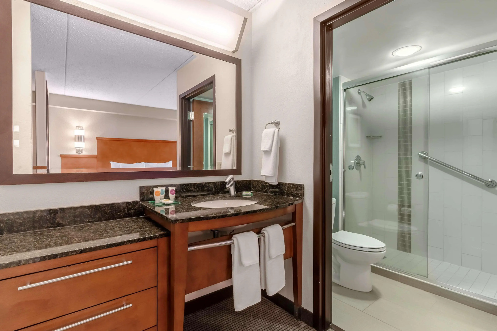 Hyatt Place Charlotte Airport / Billy Graham Parkway