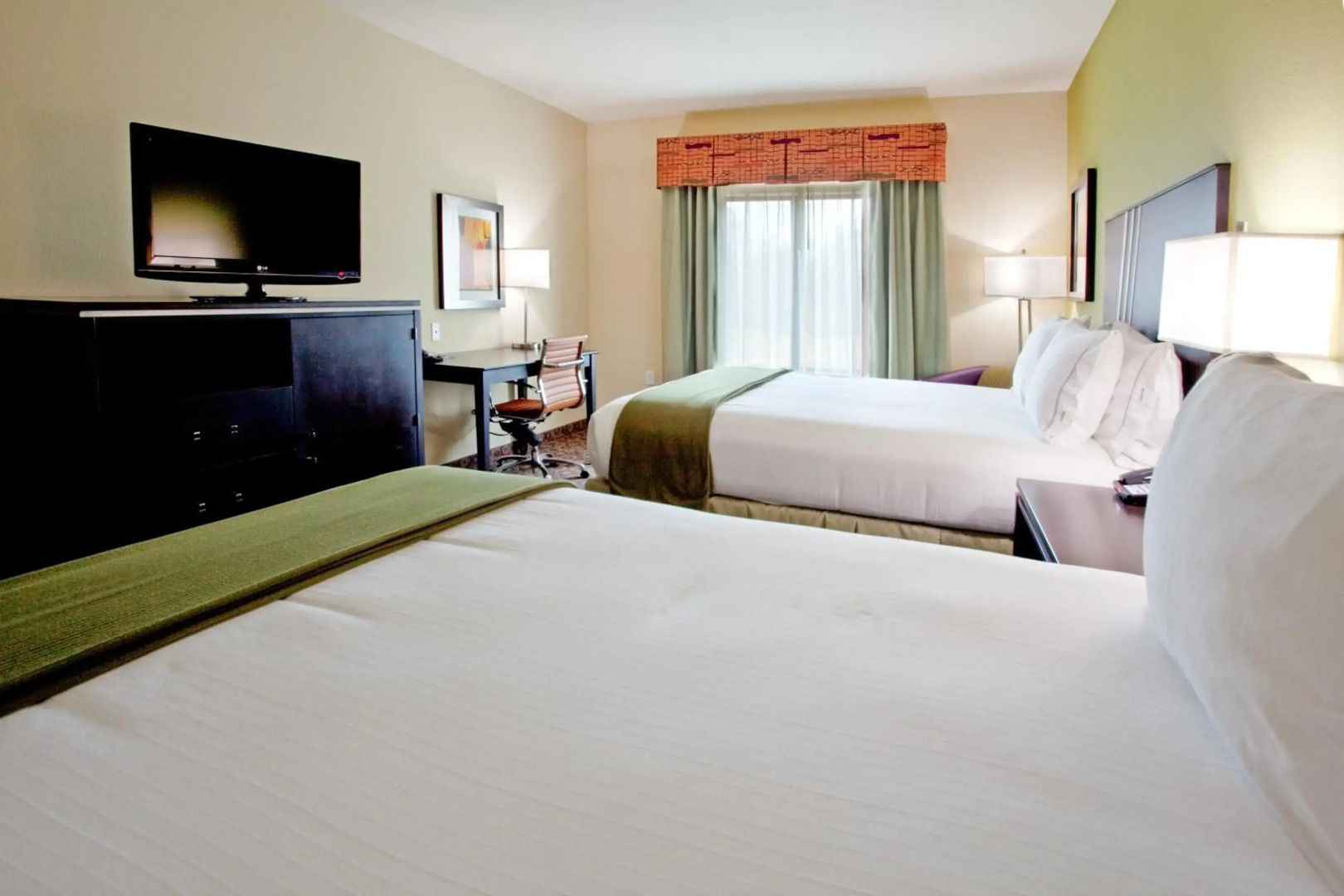 Holiday Inn Express & Suites Clemson by IHG