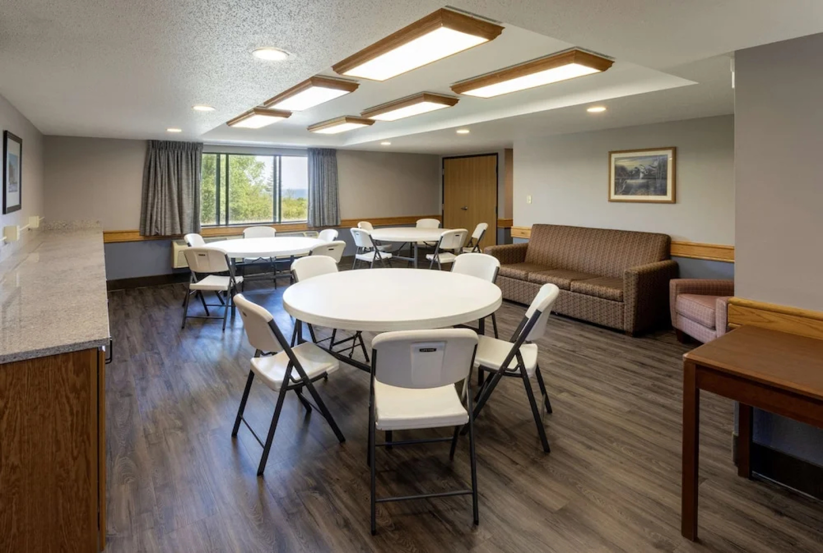 Americinn Silver Bay