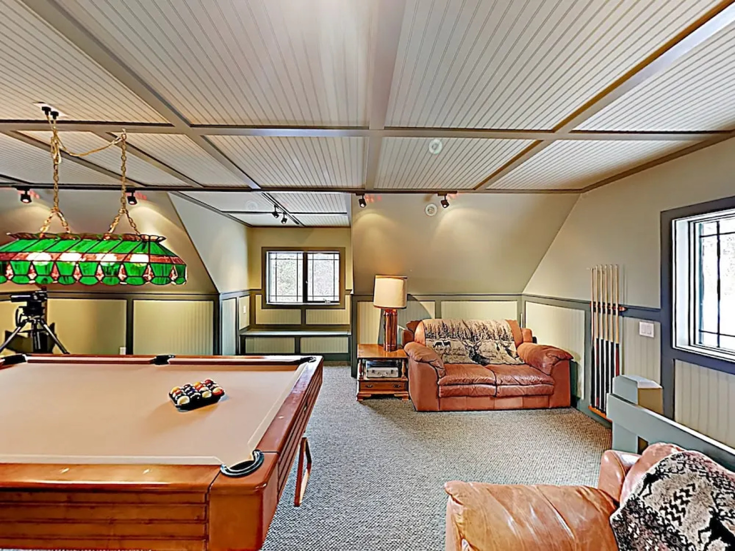 New Listing! Huge Lake-view Haven W/ 2-car Garage 3 Bedroom Cottage