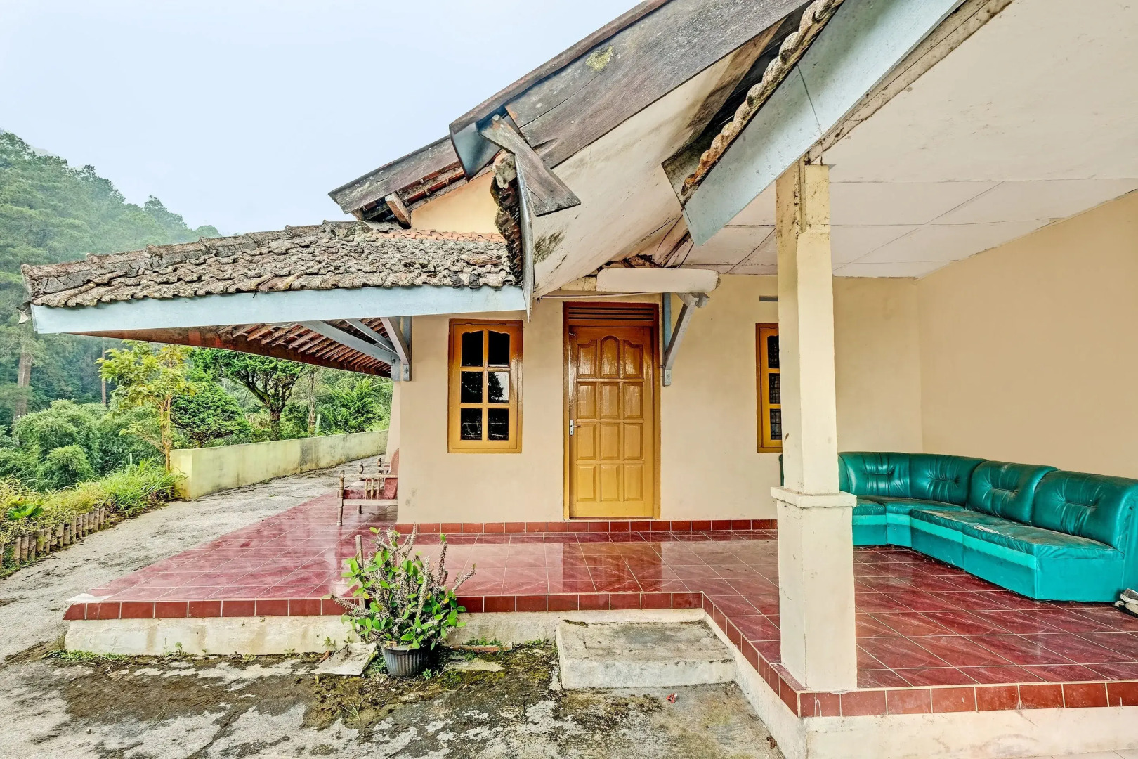 SPOT ON 92414 Hotel Pereng Sari