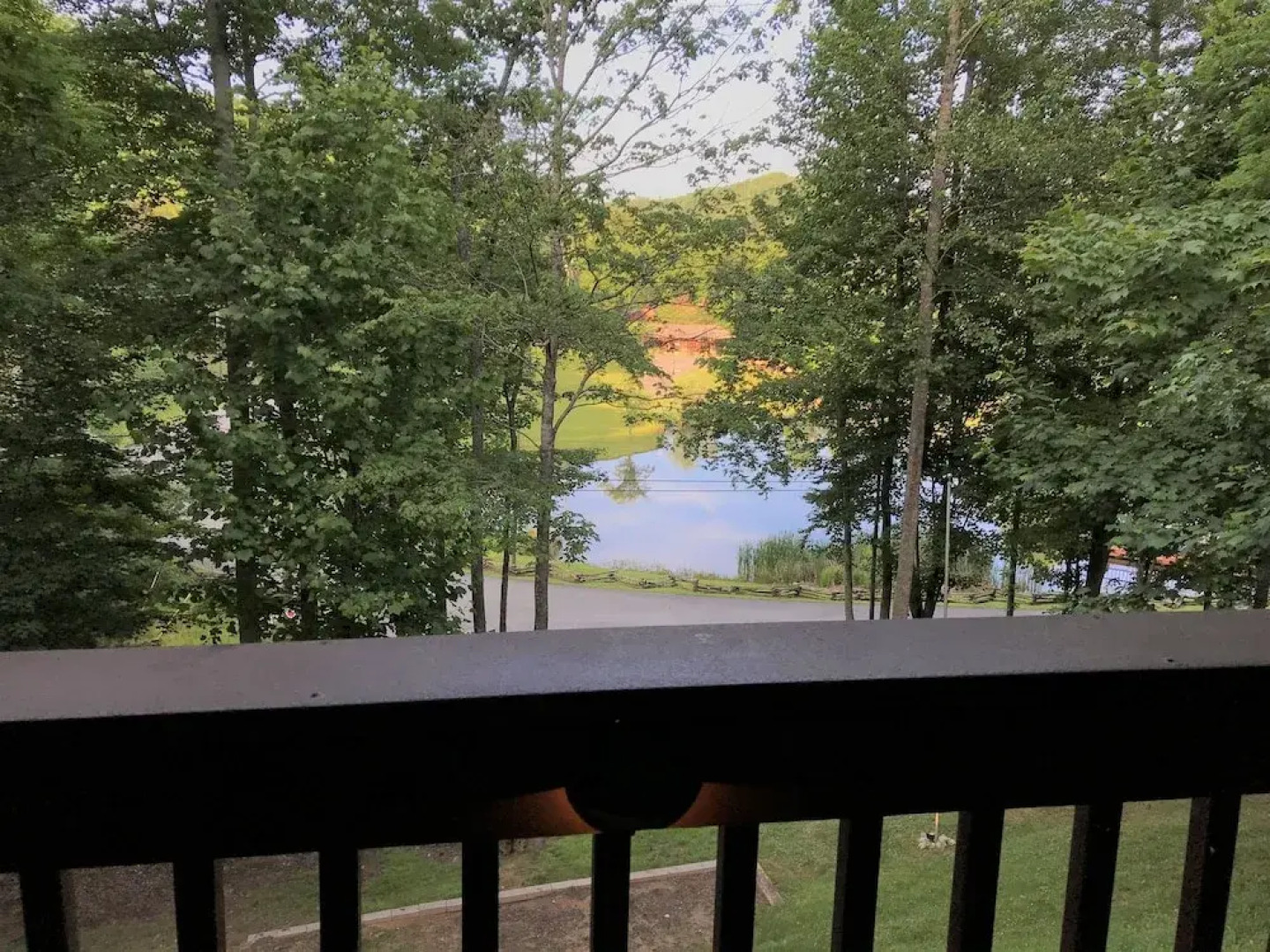 A Slice Of Heaven 2 Bedroom Cabin by RedAwning