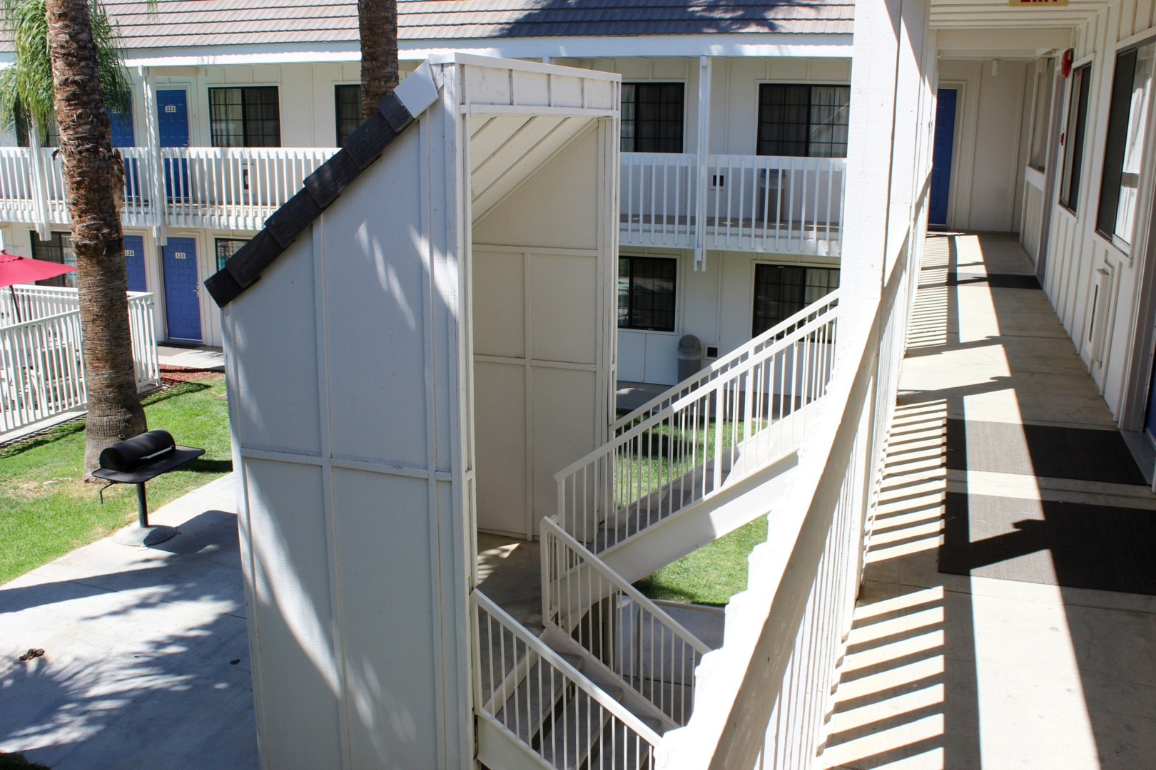Motel 6 Coalinga, CA - East