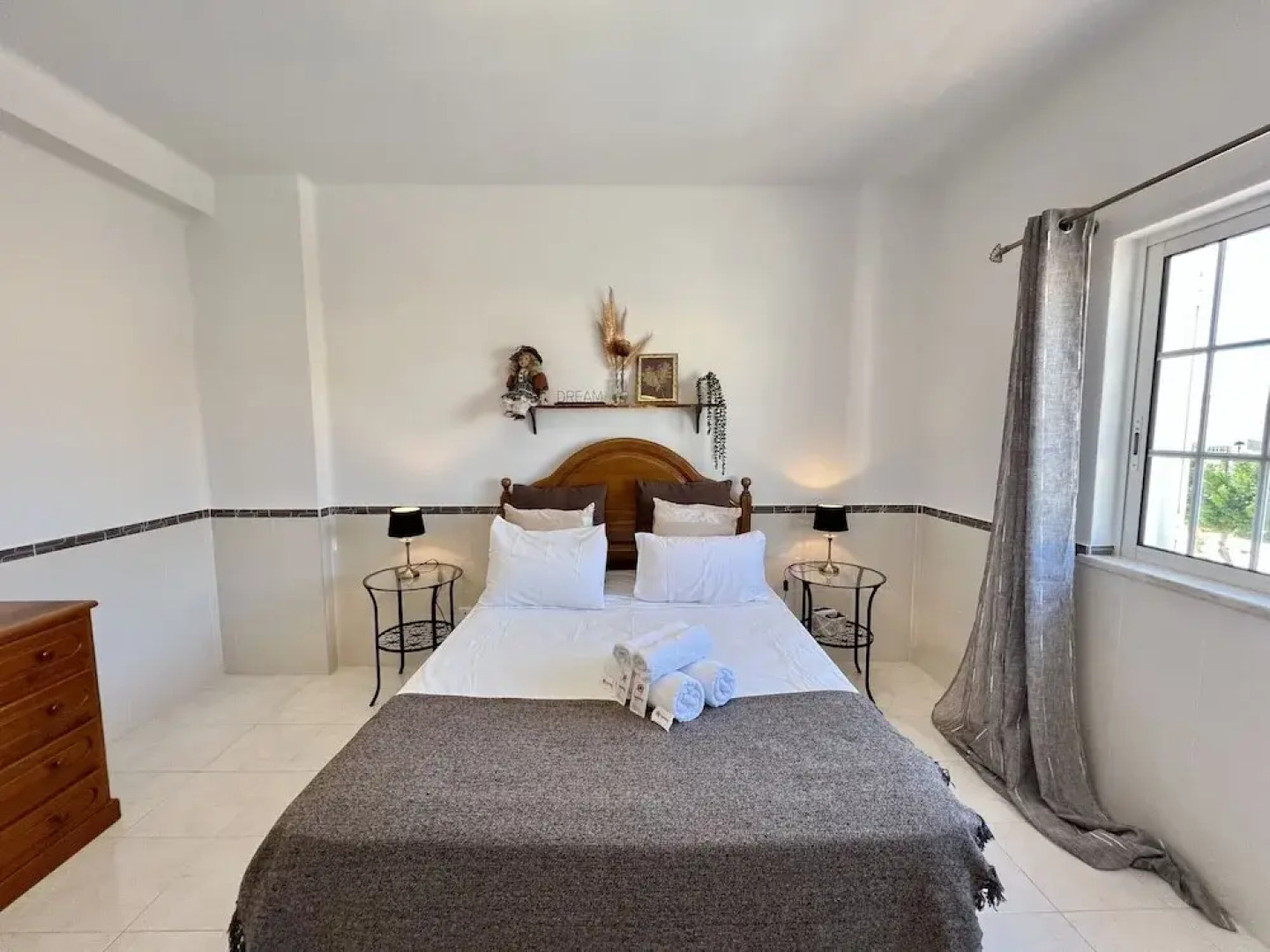 Pêra Stylish Villa With Pool by Homing