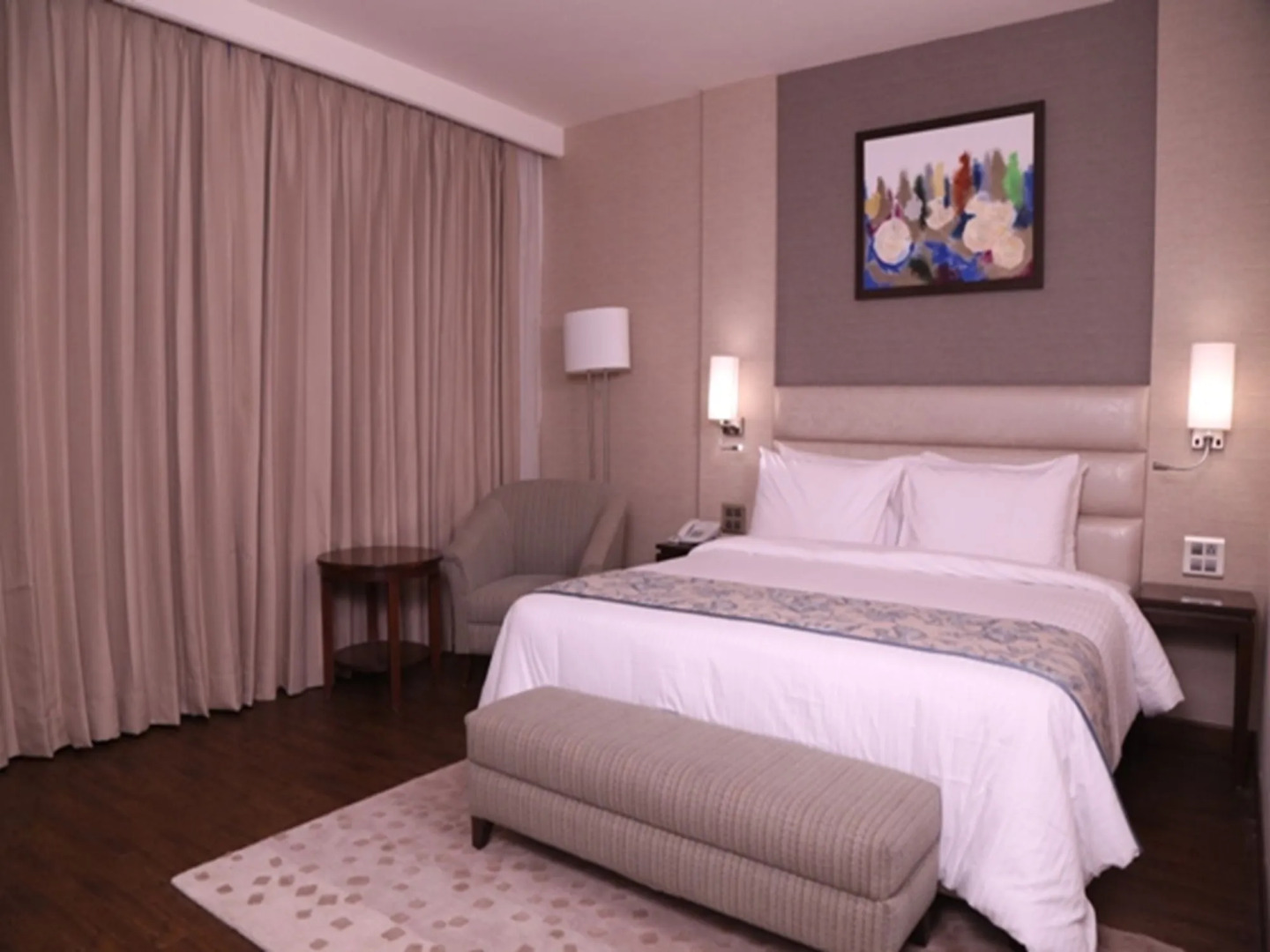 Seyfert Sarovar Premiere