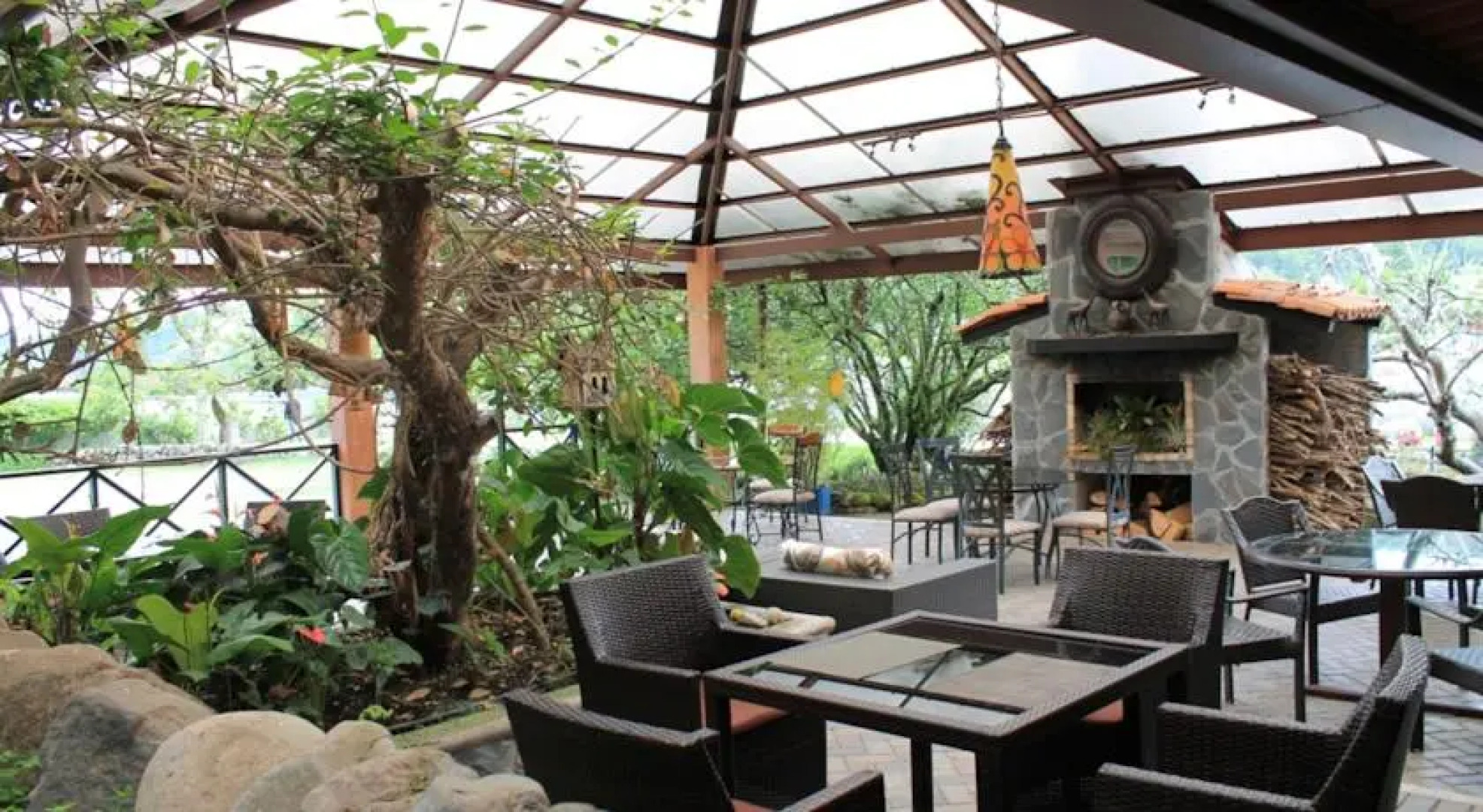 El Oasis Hotel y Restaurante