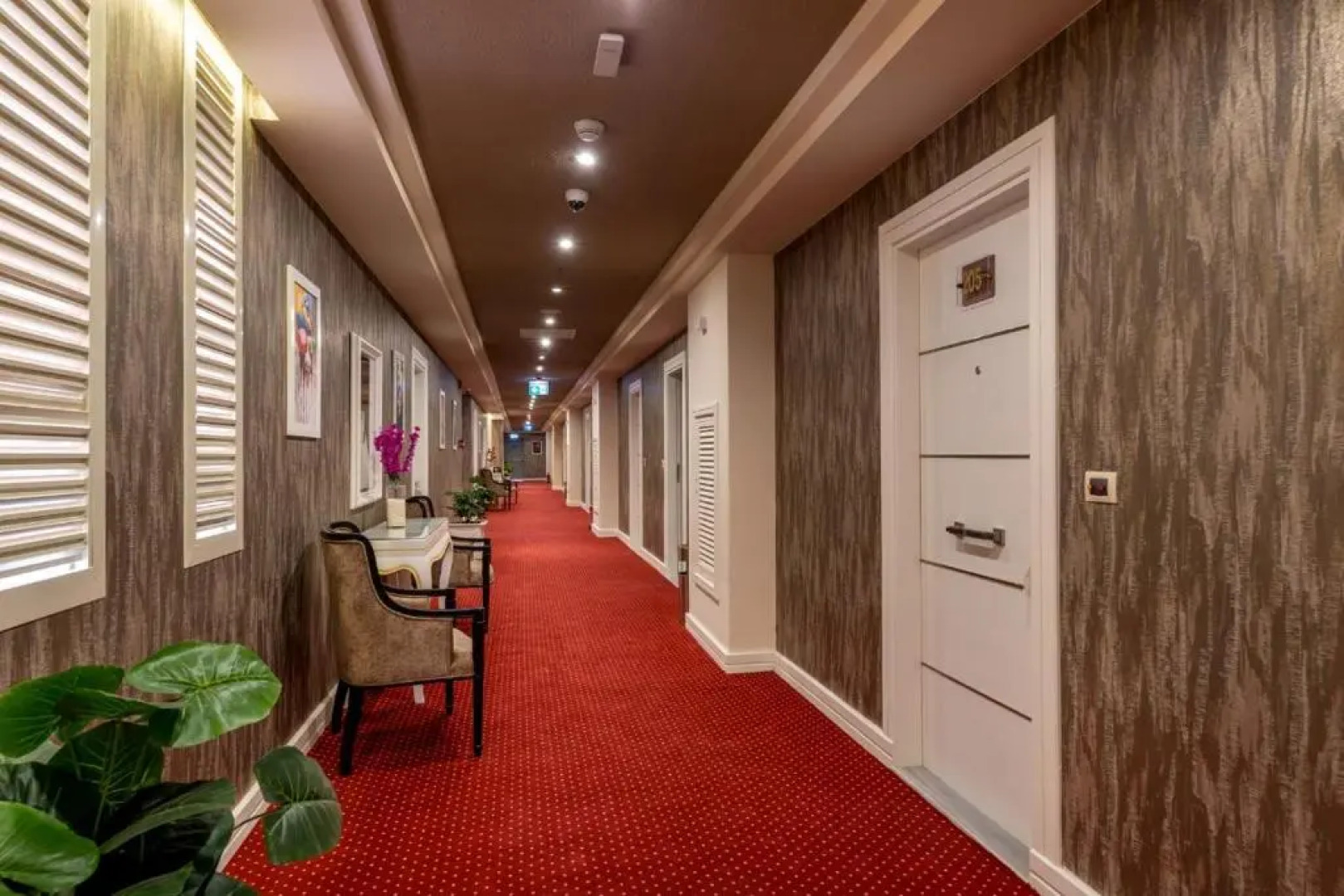 Royal Day Plaza Hotel