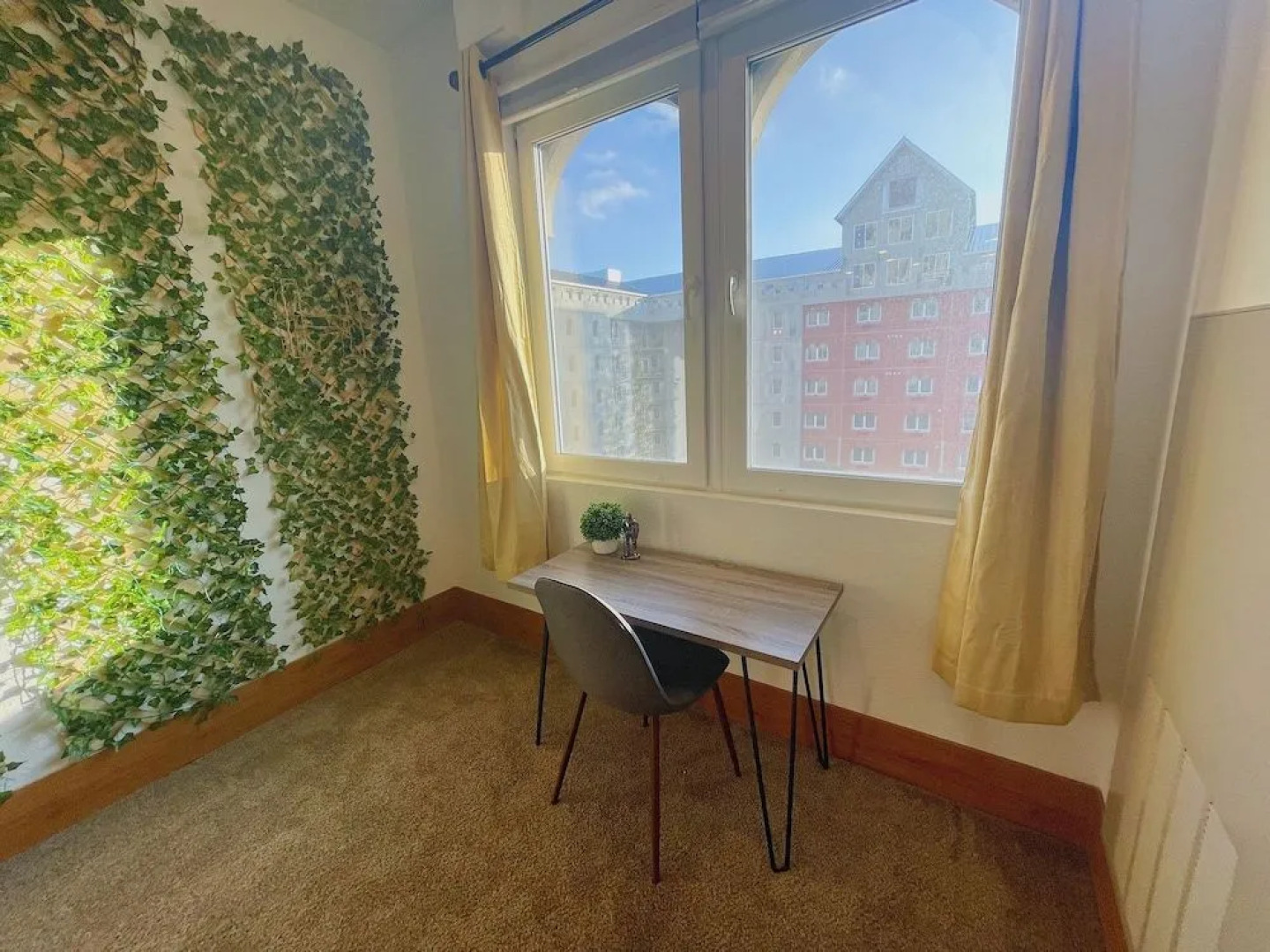 The Grand Castle Apartments