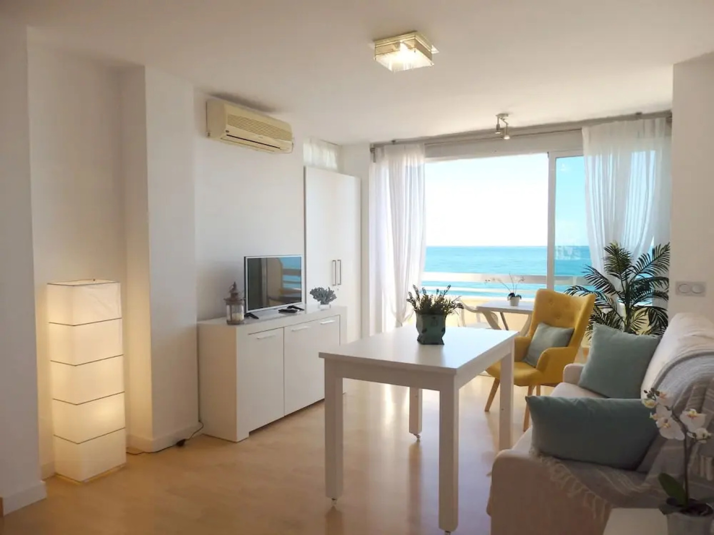 Waterfront Rocachica Apartment