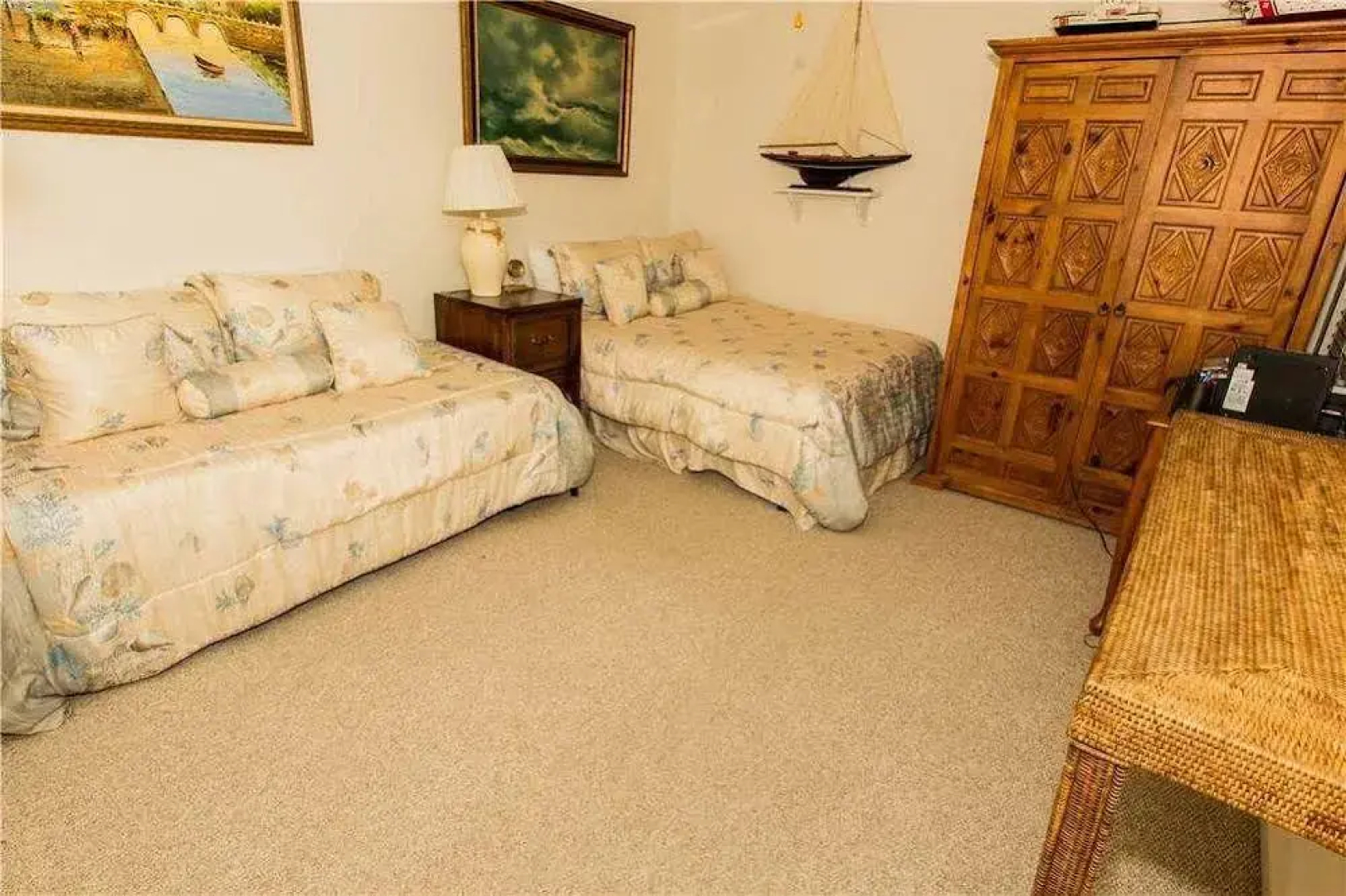 Jetty East Condominiums