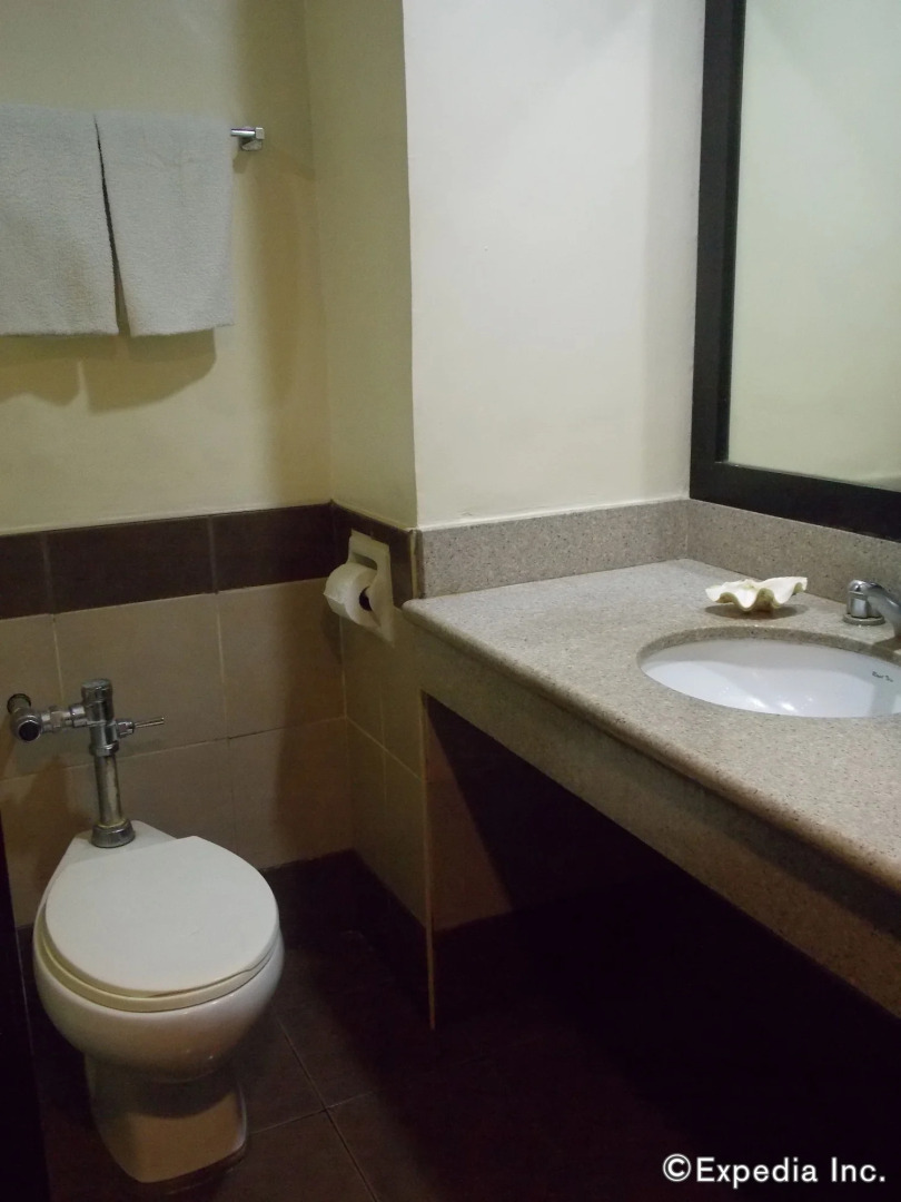 Goldenfield Kundutel Hotel