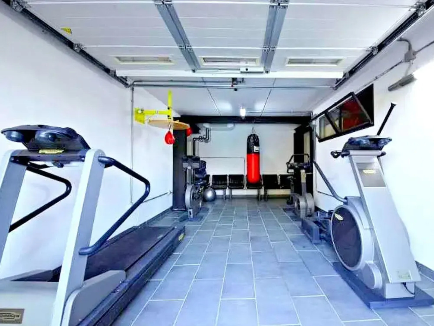 Cottage in Tuscany With Pool & Sauna