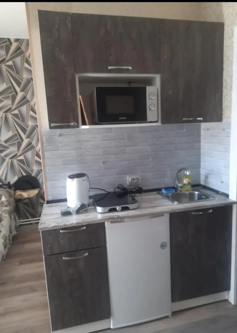 Квартира посуточно в 3м микрорайоне 16