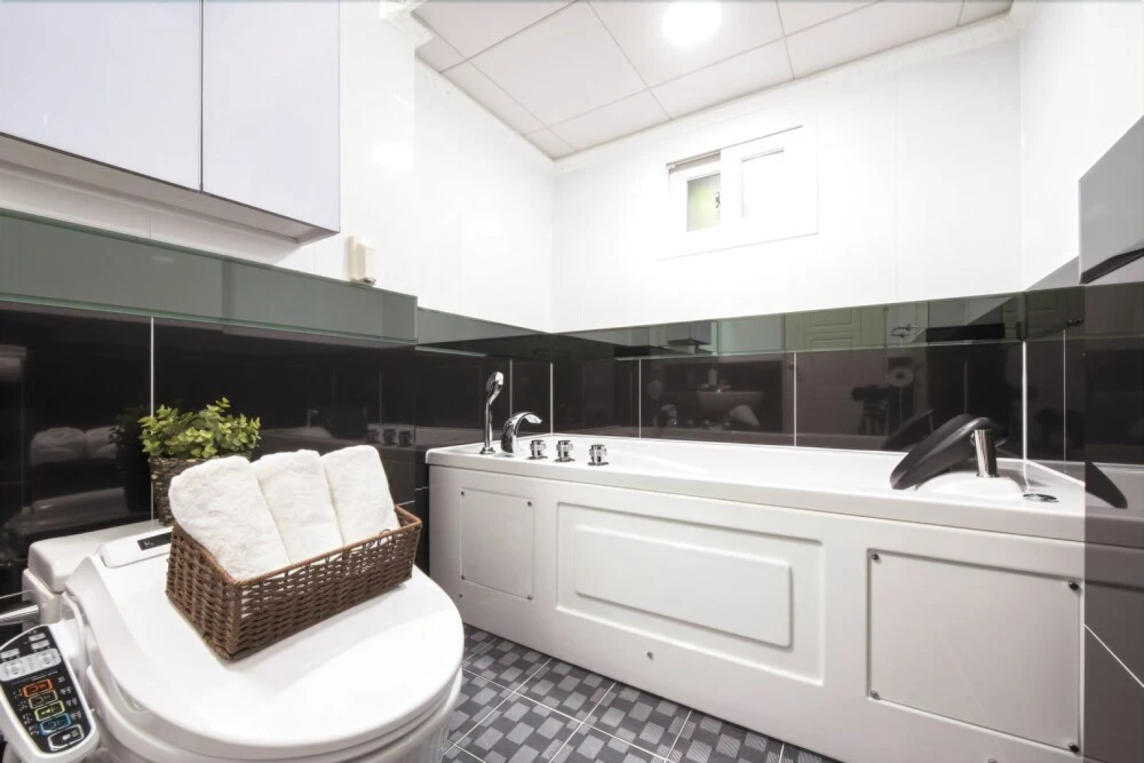 Yeongwol Jangsan Condo