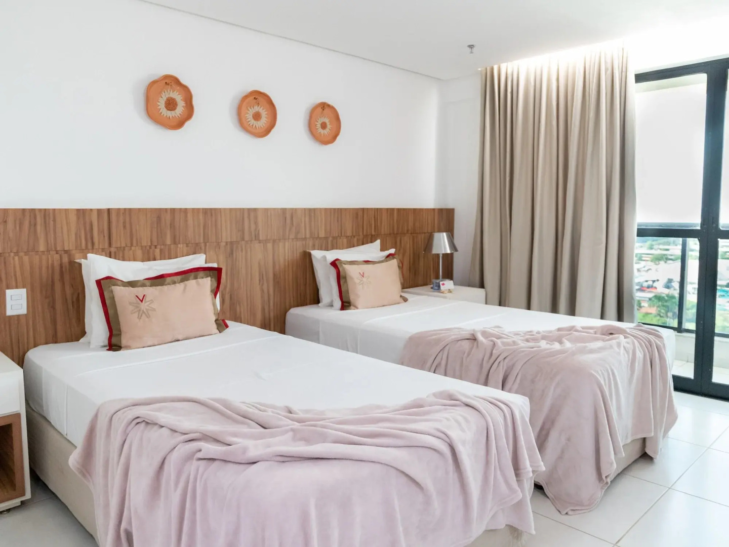 STAY Vivence Suites