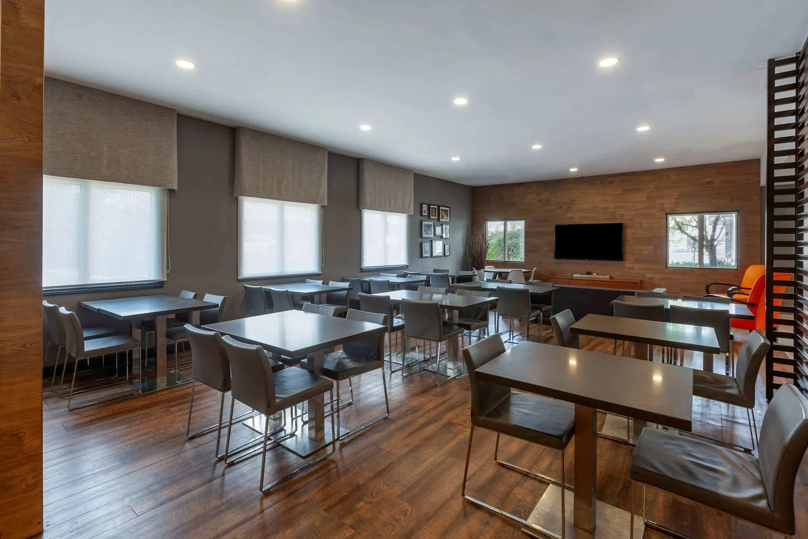 Spark by Hilton Toronto Mississauga