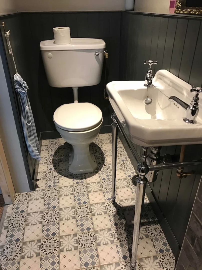 Claremount Apartments