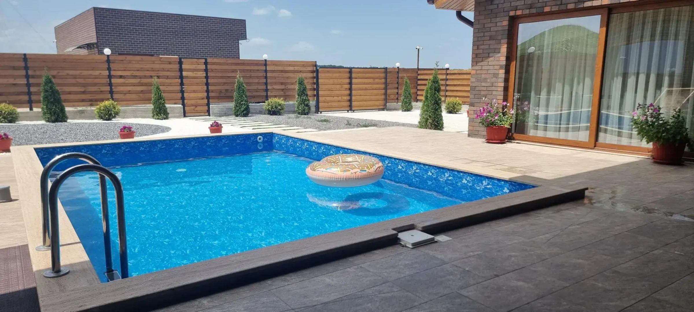 Гостевой дом №1 Четыре сезона