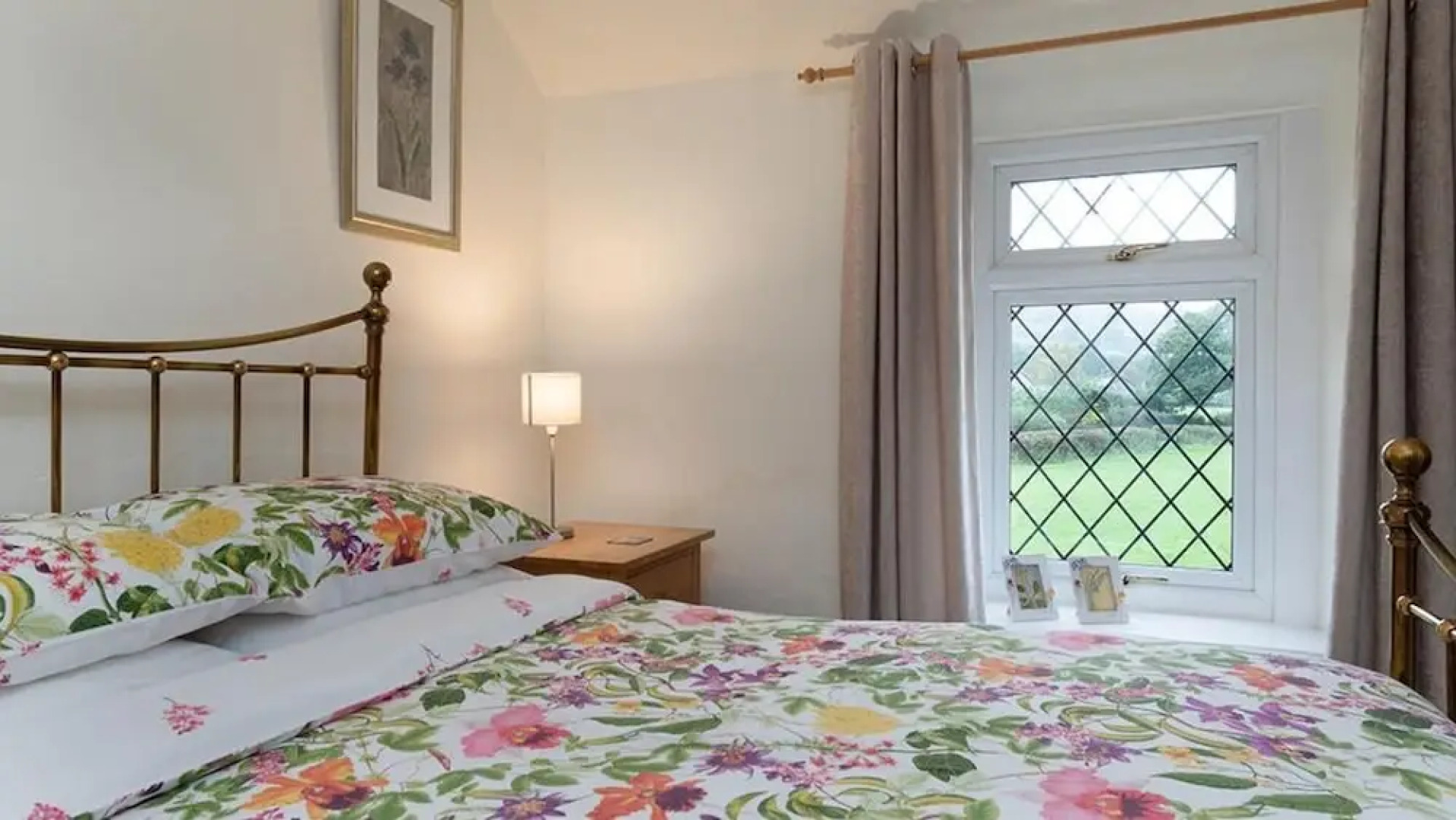 Ty Doli Cottage, Rural Location Just Outside Conwy Town